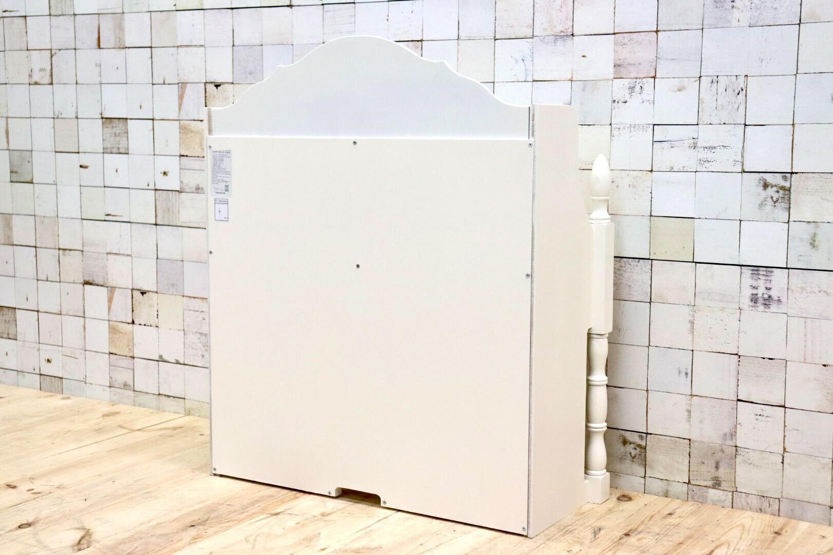 GMGS292A○COUNTRY WHITE / カントリーホワイト Praha Hutch 800 ハッチ 上台 収納棚 シェルフ 飾り棚 ホワイト 輸入家具 展示品