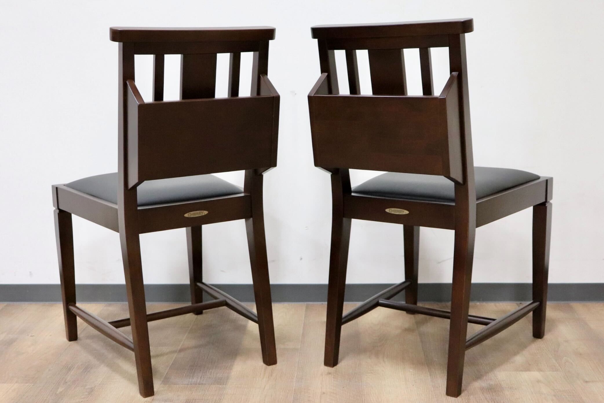 GMGN342I○CHERRY FURNITURE / 桜屋工業 ダイニングチェア チャーチチェア マガジンラック 合皮 ダークブラウン 2脚セット モダン 未使用品
