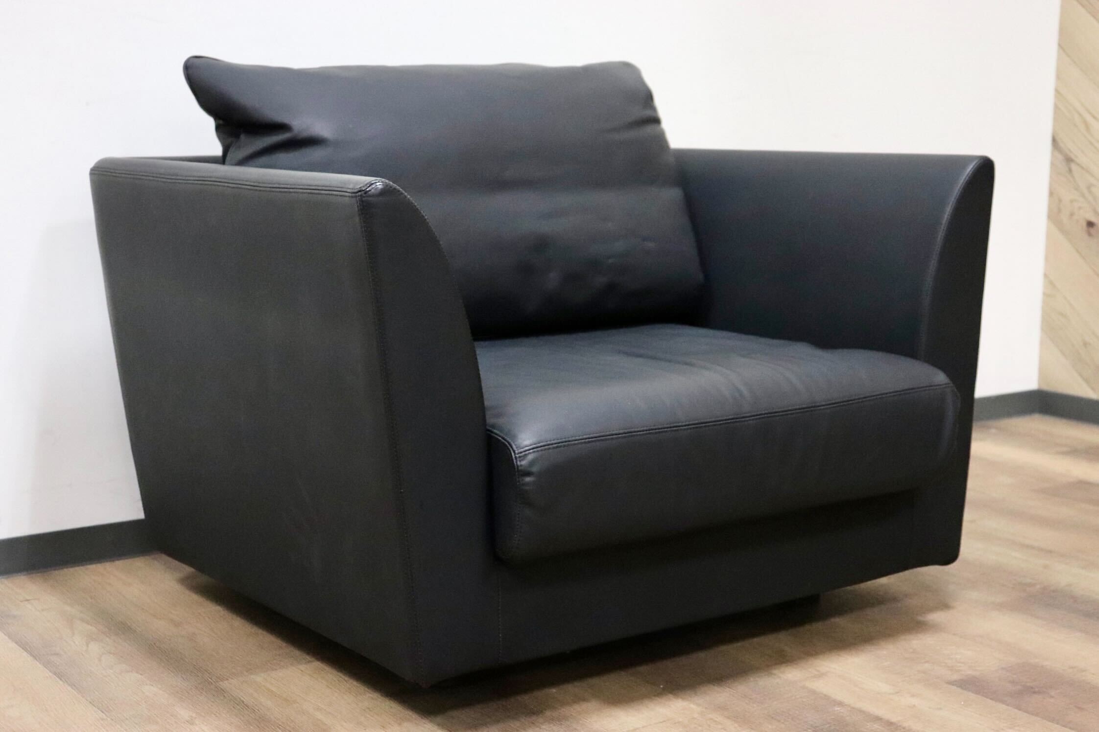 GMGS206B○arflex / アルフレックス A SOFA MEDIUM エーソファ ミディアム 黒 本革 シングルソファ 1人掛けソファ イタリアモダン 約50万