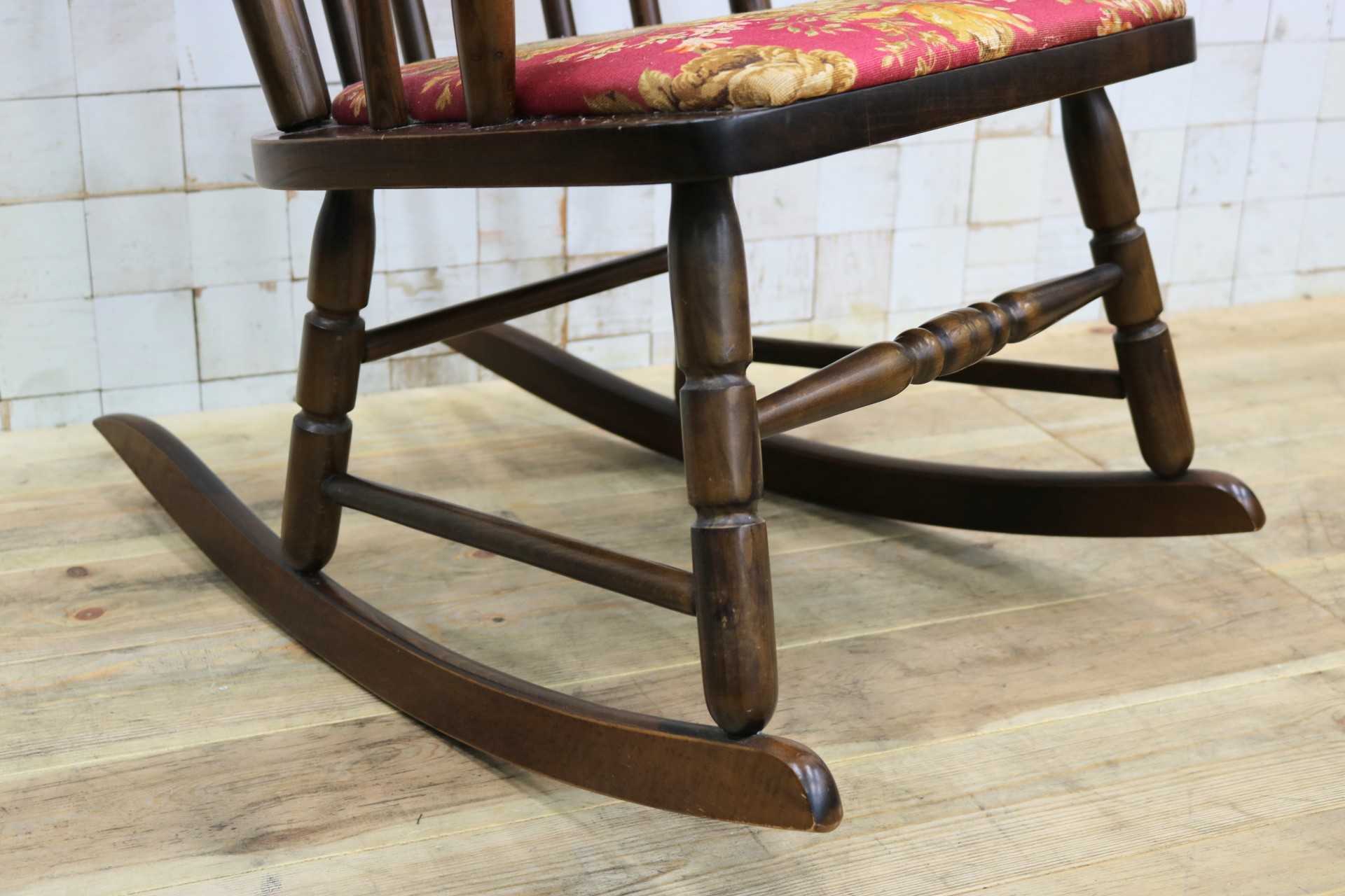 GMIK609○飛騨の家具 ヒダ・ダイネット ロッキングチェア 揺り椅子 ウィンザーチェア アームチェア ファブリック レトロ カントリー