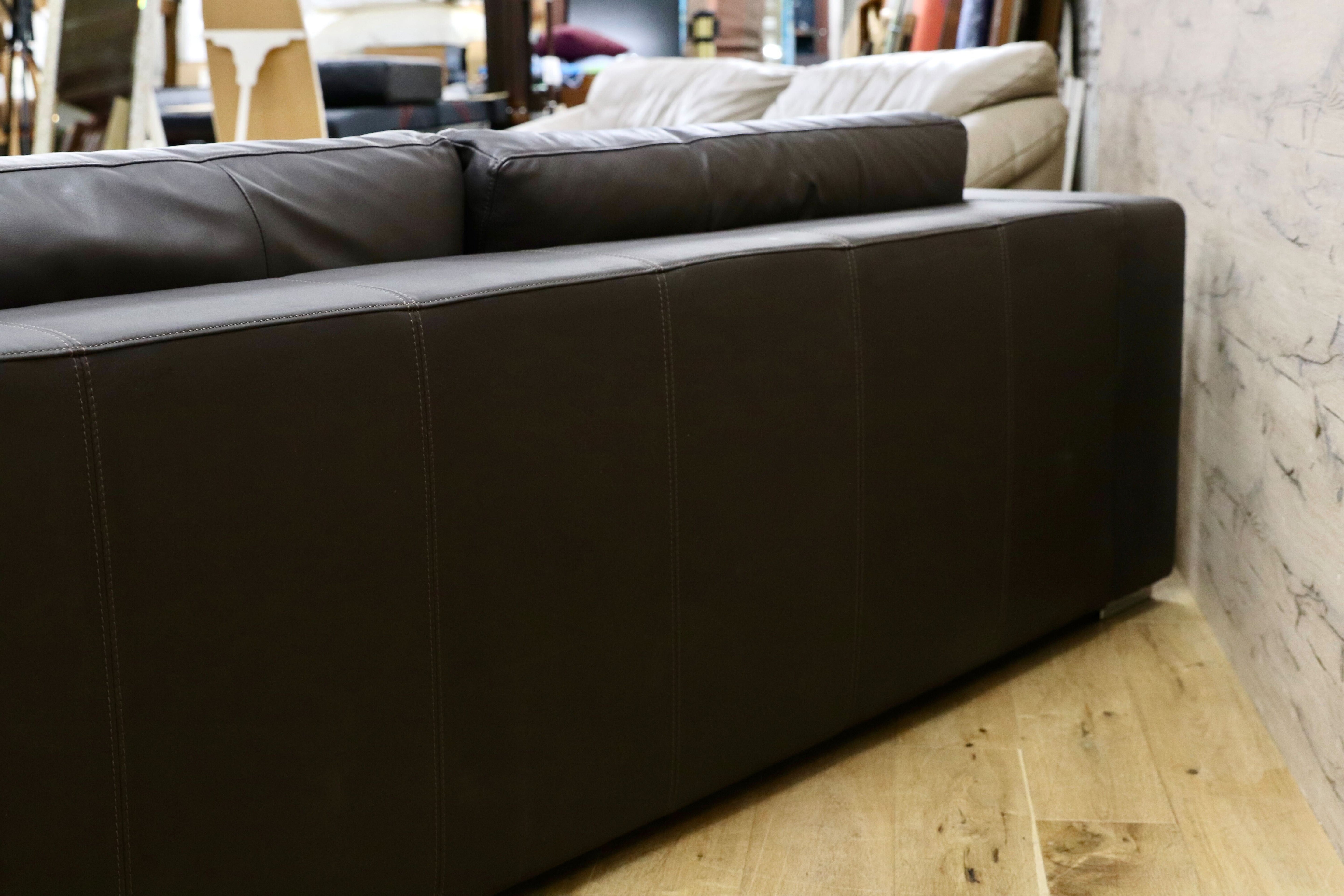GMIH389B○BoConcept / ボーコンセプト I.D.V.2 3人掛けソファ トリプルソファ 本革 ダークブラウン 北欧 デンマーク 定価50万〜