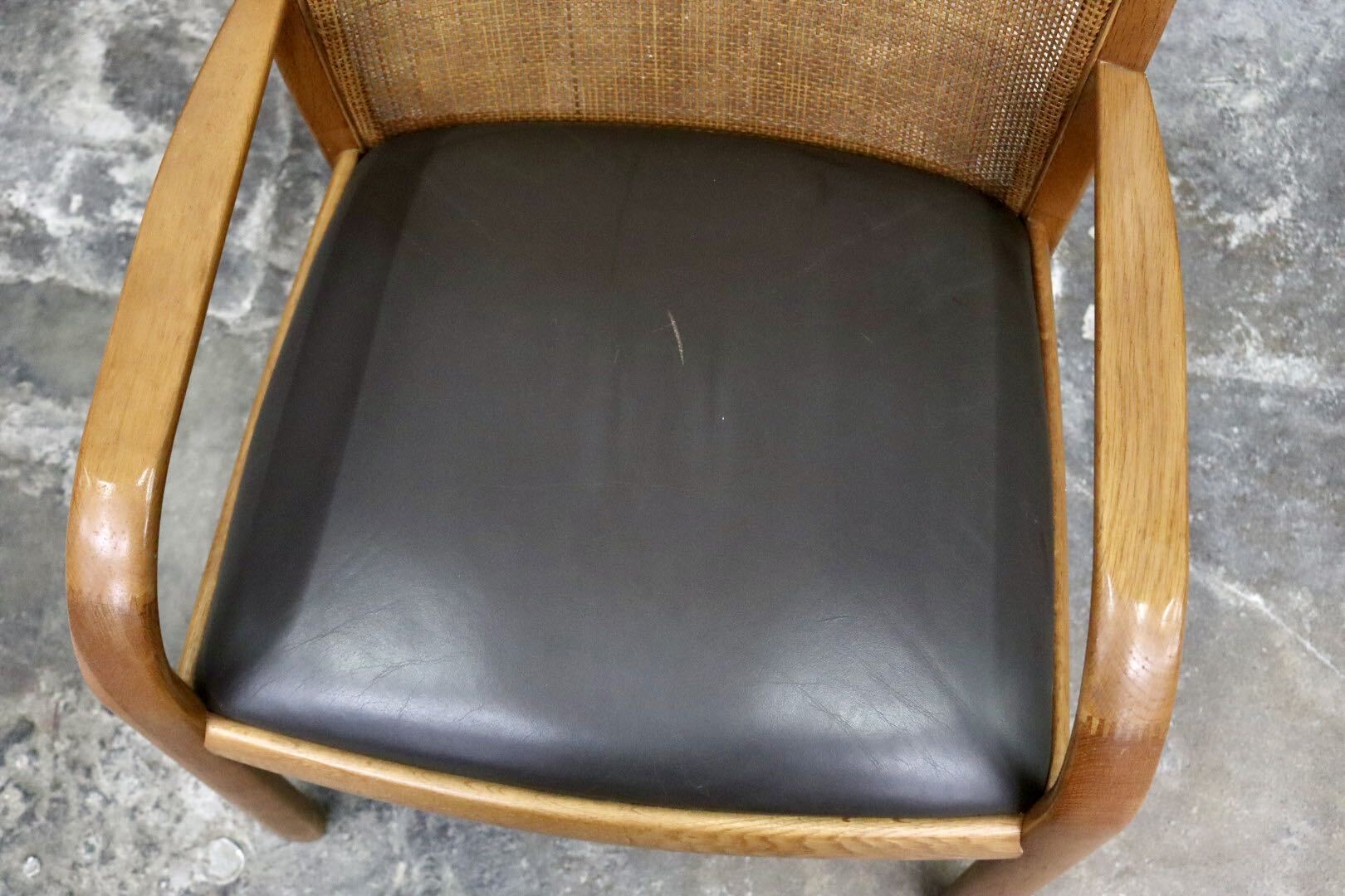 GMJH301M○karimoku / カリモク ダイニングチェア 食卓椅子 アームチェア 椅子 本革 和モダン レトロ 国産家具