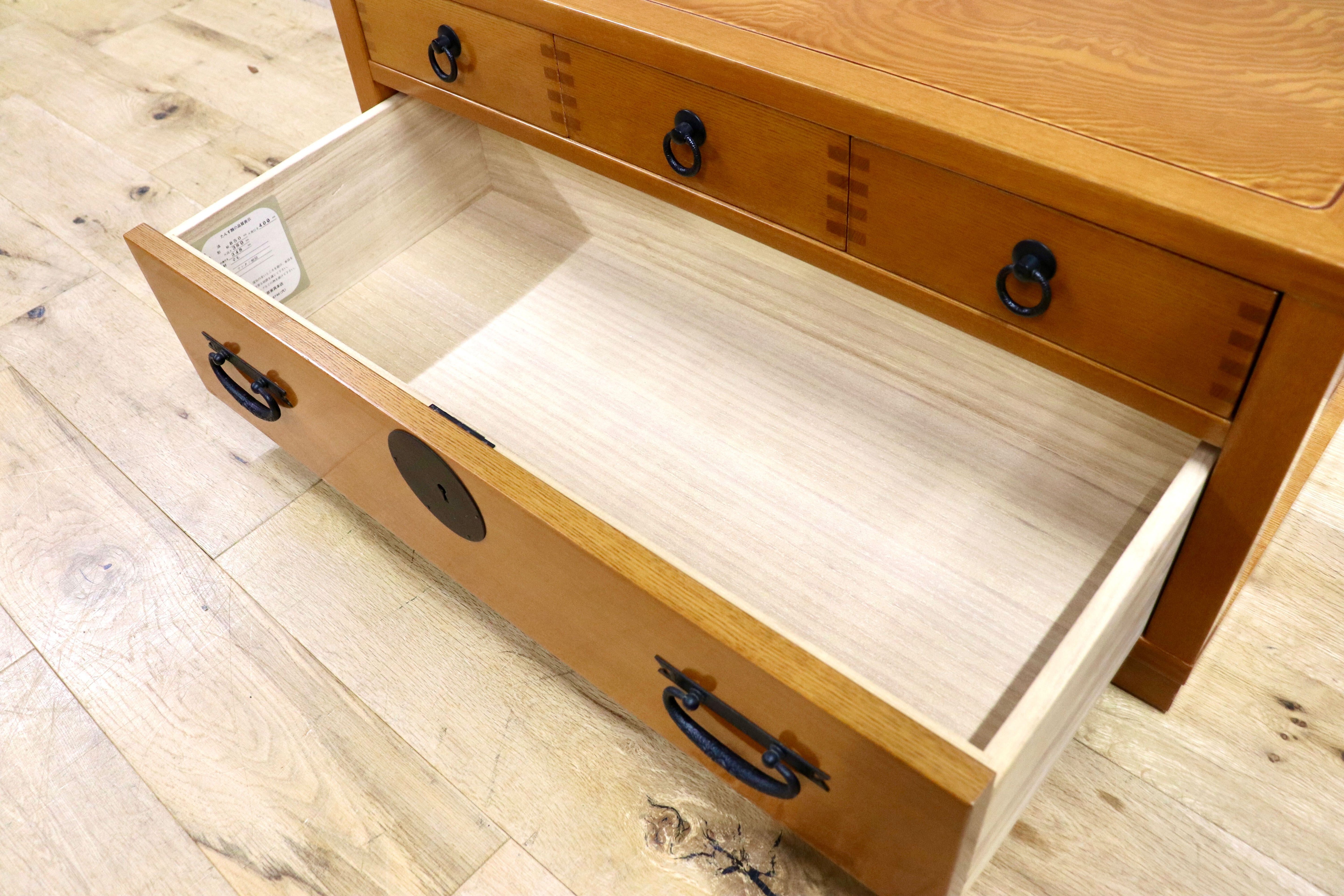 GMHK803○萩原家具 ローチェスト サイドボード 和箪笥 引き出し 鍵付き 収納 和モダン 古民家 レトロ 木製 タモ材