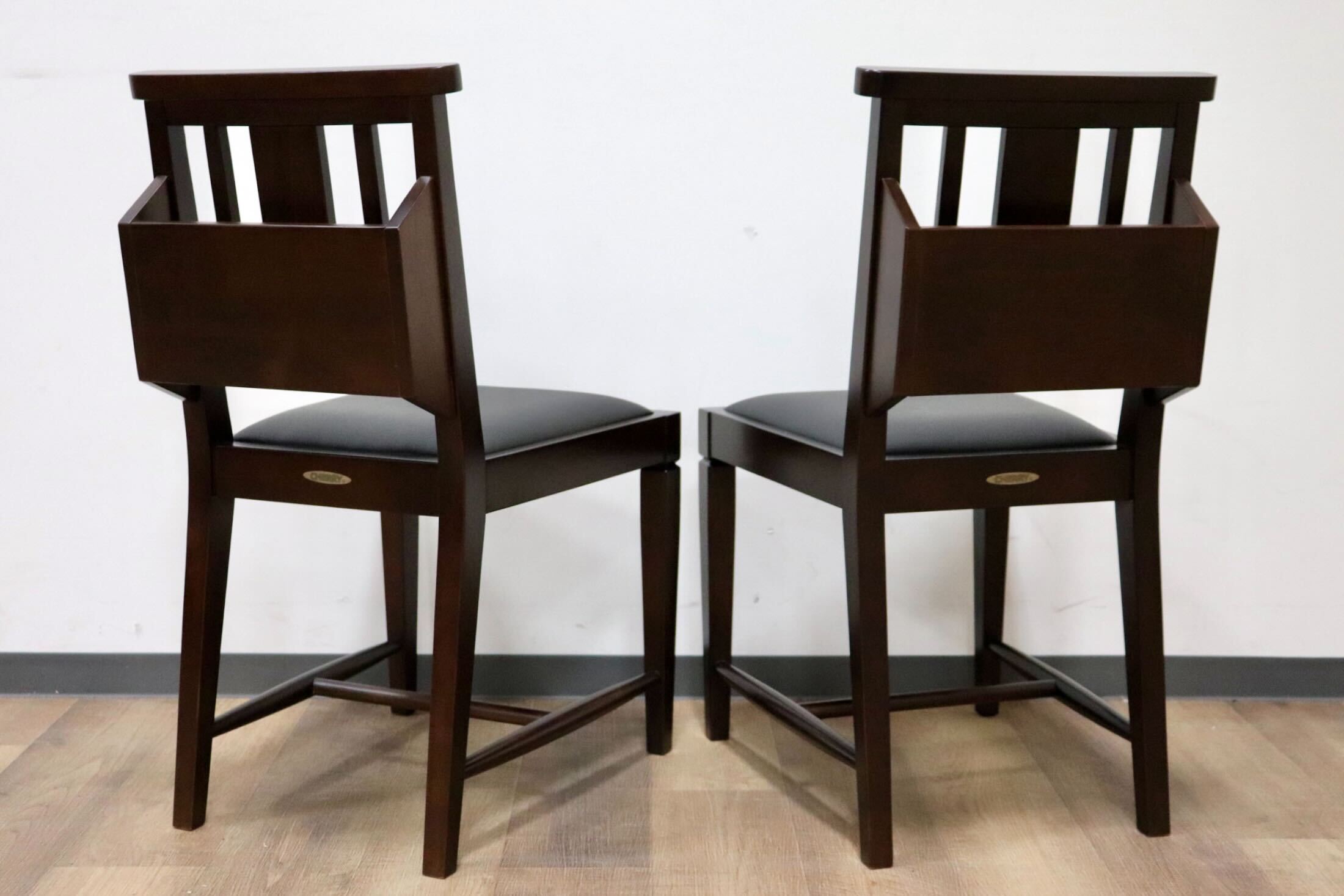 GMGN342K○CHERRY FURNITURE / 桜屋工業 ダイニングチェア チャーチチェア マガジンラック 合皮 ダークブラウン 2脚セット モダン 未使用品