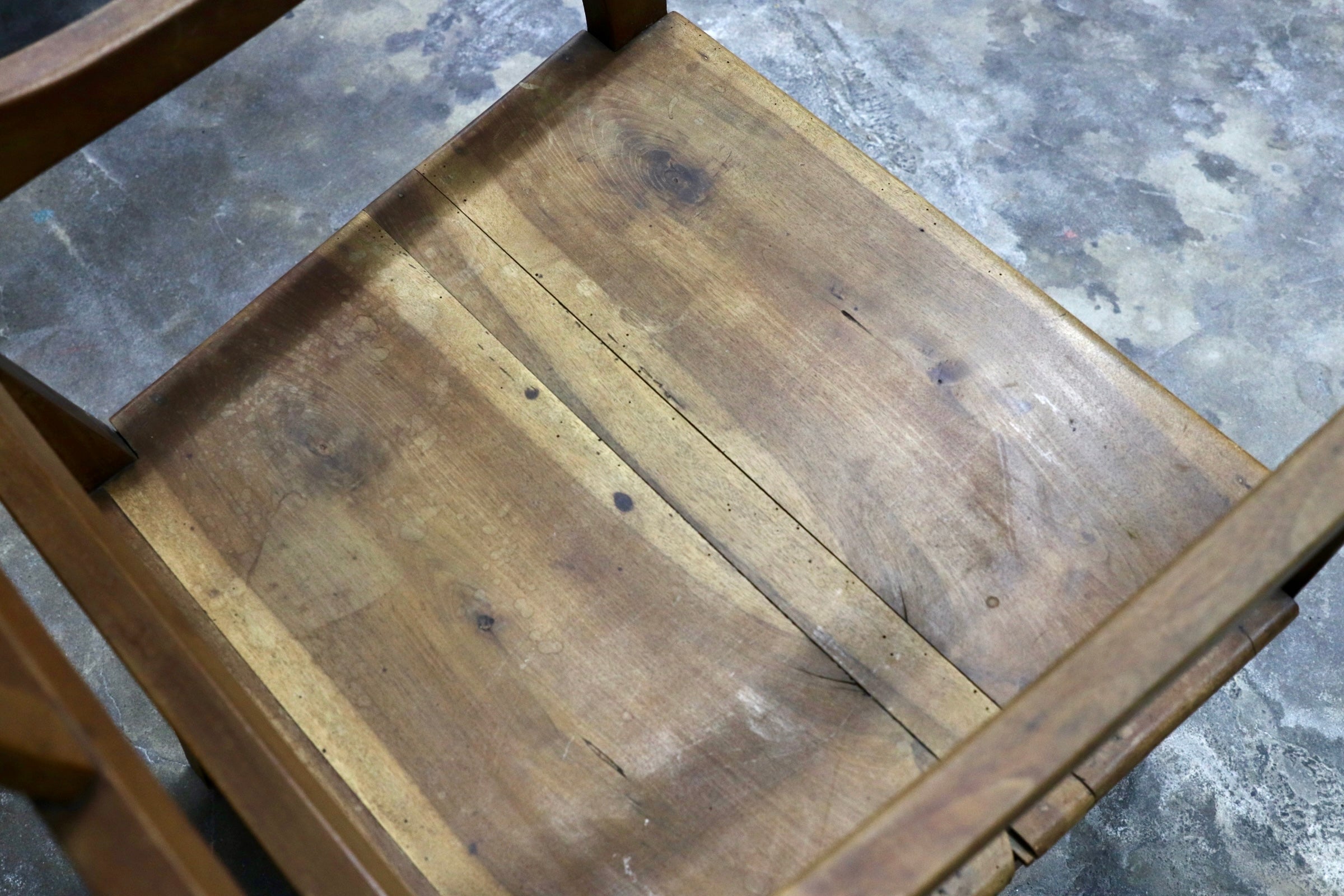 GMJS163○中国古家具 アームチェア 椅子 板座チェア 無垢材 楡材系 明式 清朝様式 民藝家具 アンティーク ヴィンテージ 店舗什器