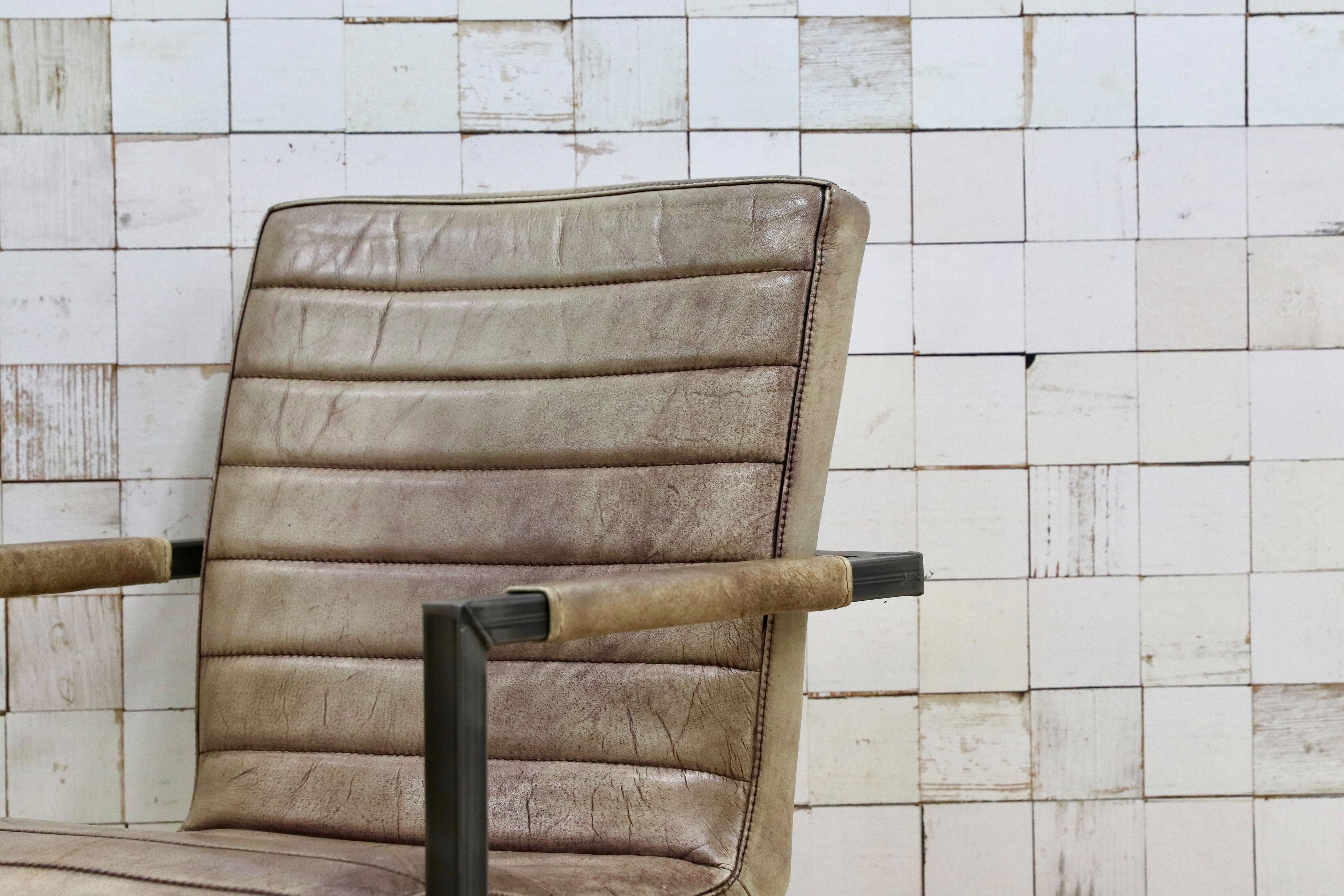 GMHH472B○PURE FURNITURE ダイニングチェア アームチェア 合皮 レザー 椅子 インダストリアル カンチレバーチェア