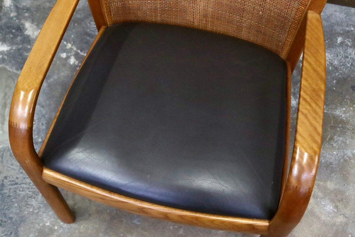 GMJH301O○karimoku / カリモク ダイニングチェア 食卓椅子 アームチェア 椅子 本革 和モダン レトロ 国産家具