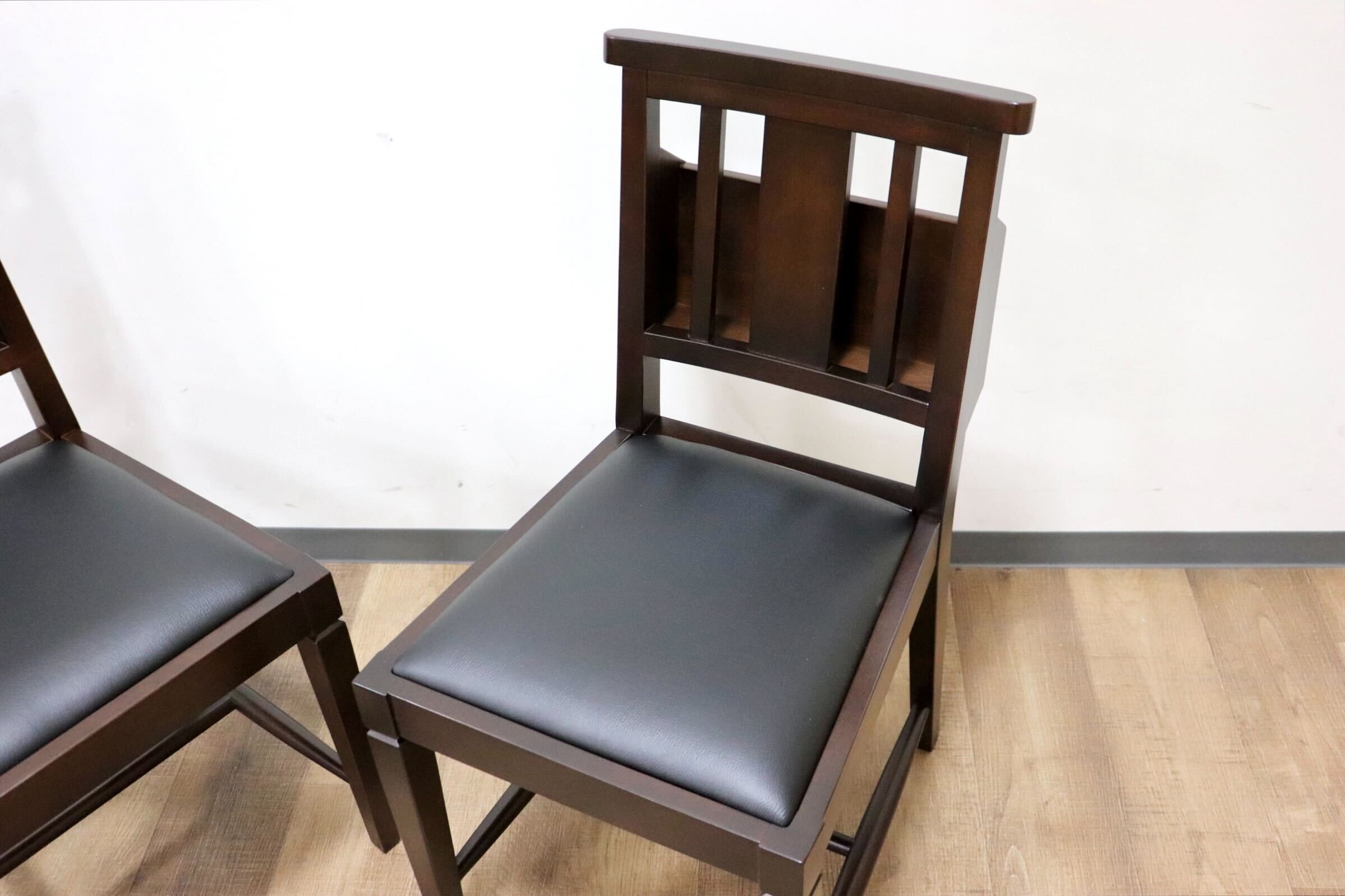 GMGN342N○CHERRY FURNITURE / 桜屋工業 ダイニングチェア チャーチチェア マガジンラック 合皮 ダークブラウン 2脚セット モダン 未使用品
