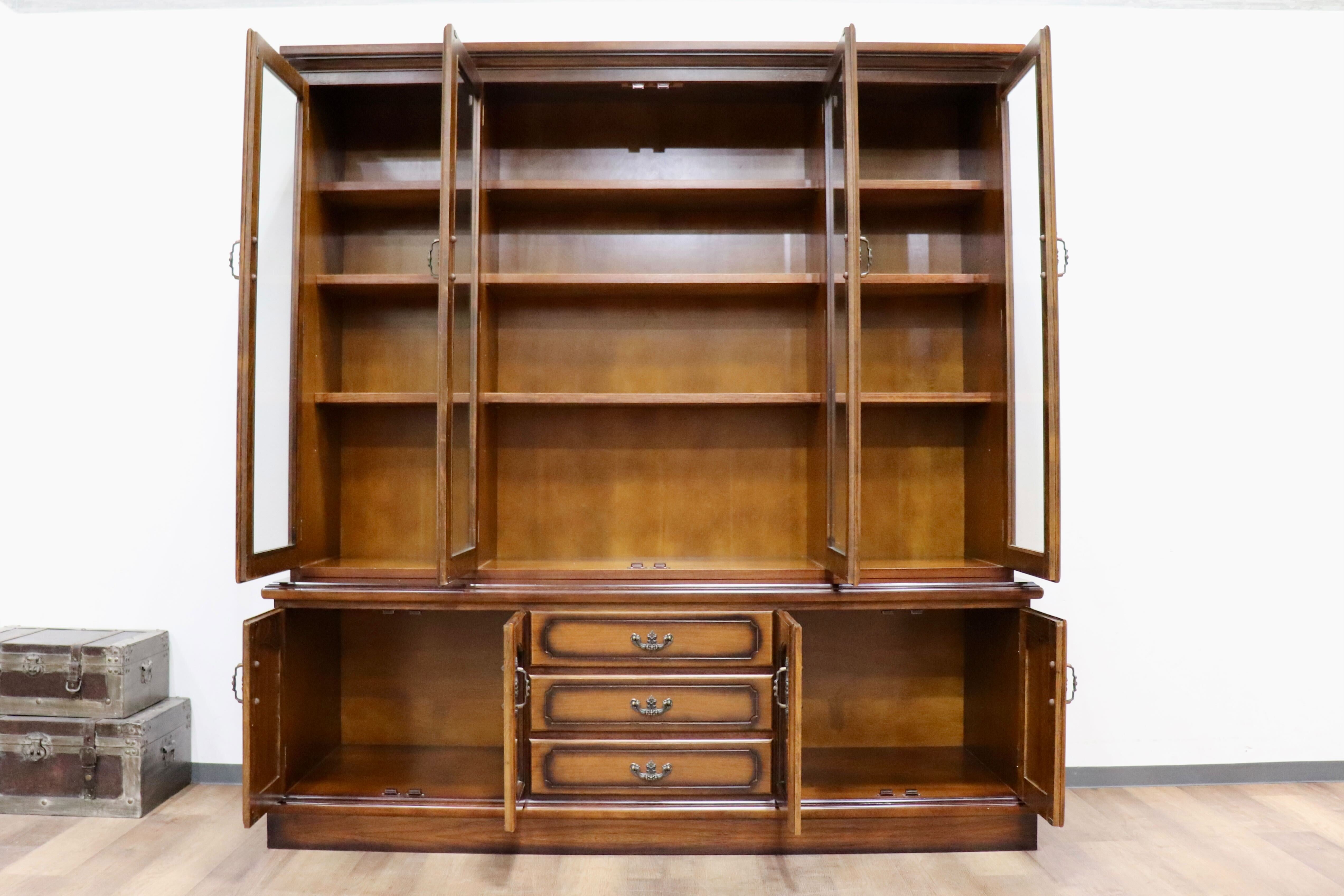 GMHH504○karimoku / カリモク コロニアル キャビネット 飾り棚 食器棚 キッチンボード リビング収納棚 書棚 水屋 カップボード 国産家具