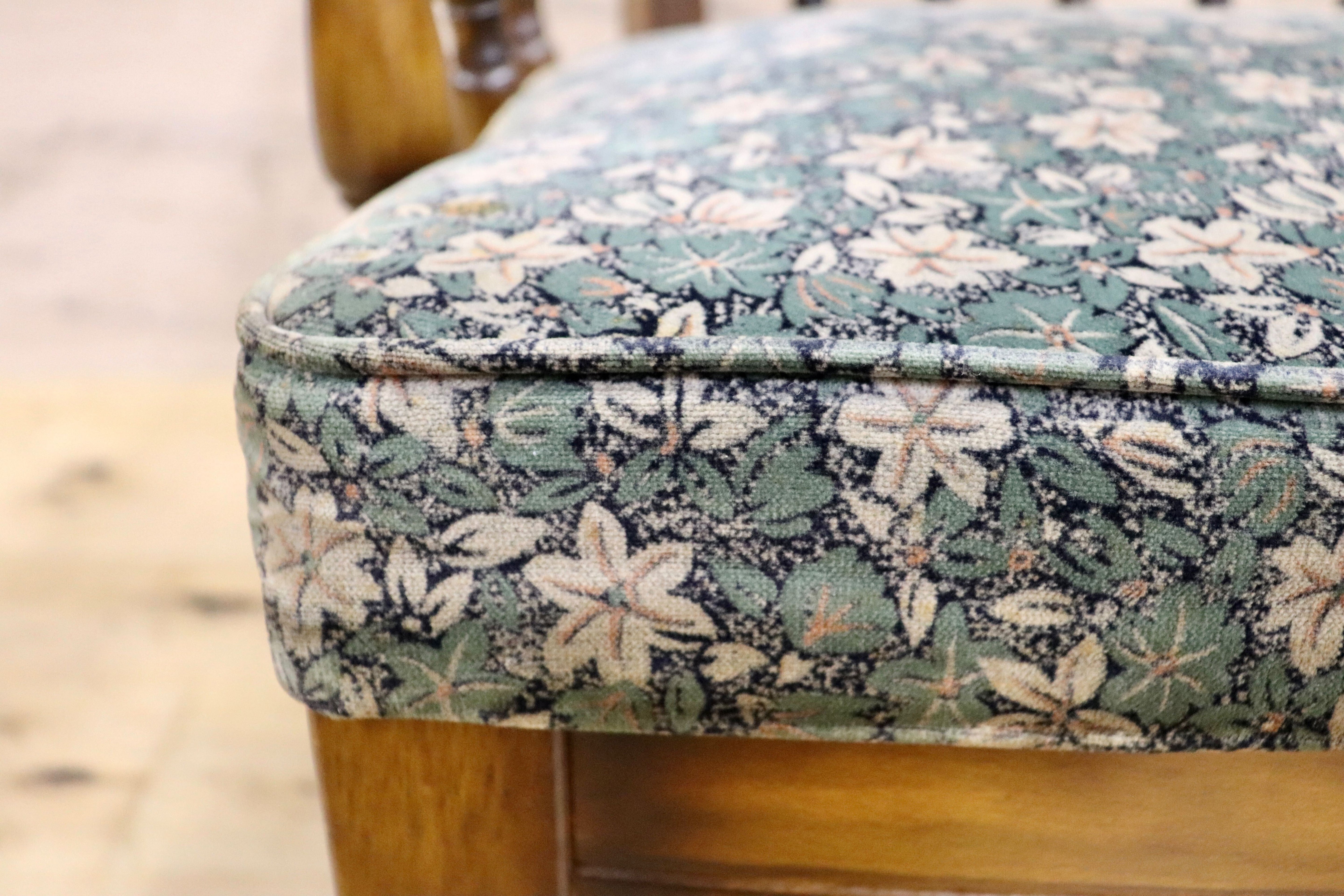 GMHK473A○karimoku / カリモク コロニアル アームチェア 椅子 ラウンジチェア シングルソファ ラタン 国産家具 レトロ ヴィンテージ