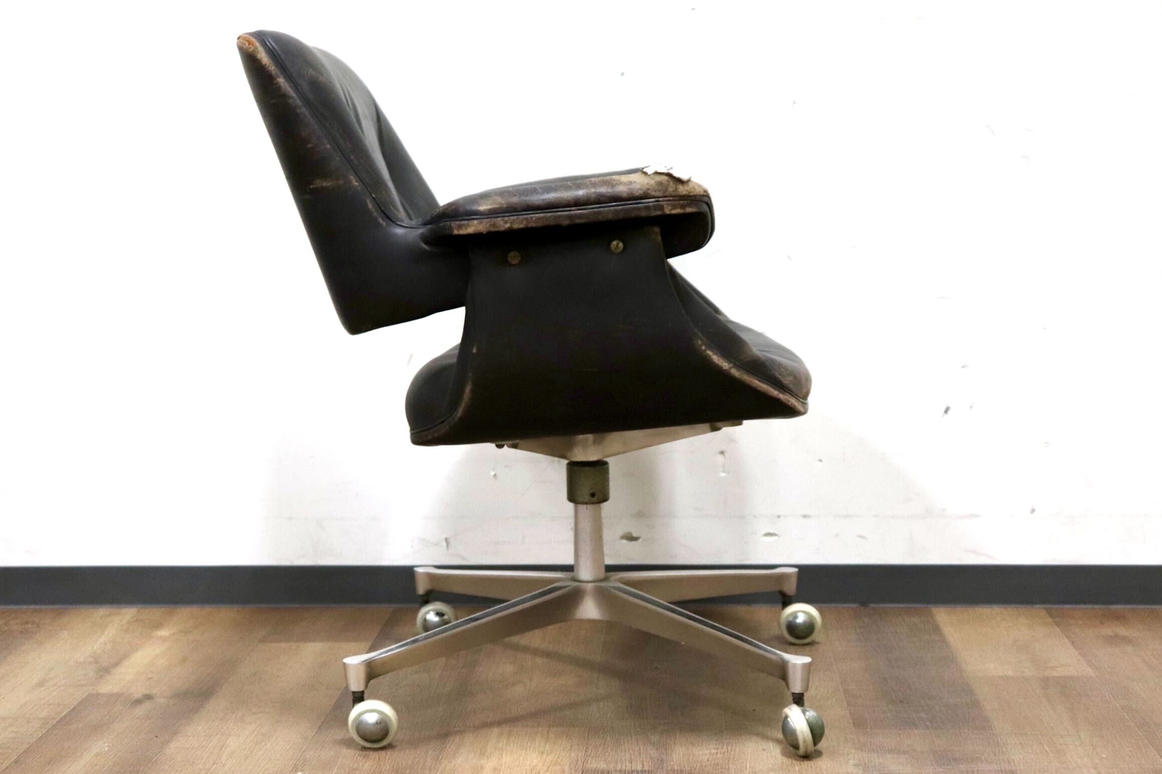 GMHS274○US ヴィンテージ デスクチェア ワークチェア 書斎椅子 回転チェア 本革 ブラック アンティーク 検)giroflex Knoll ポロック