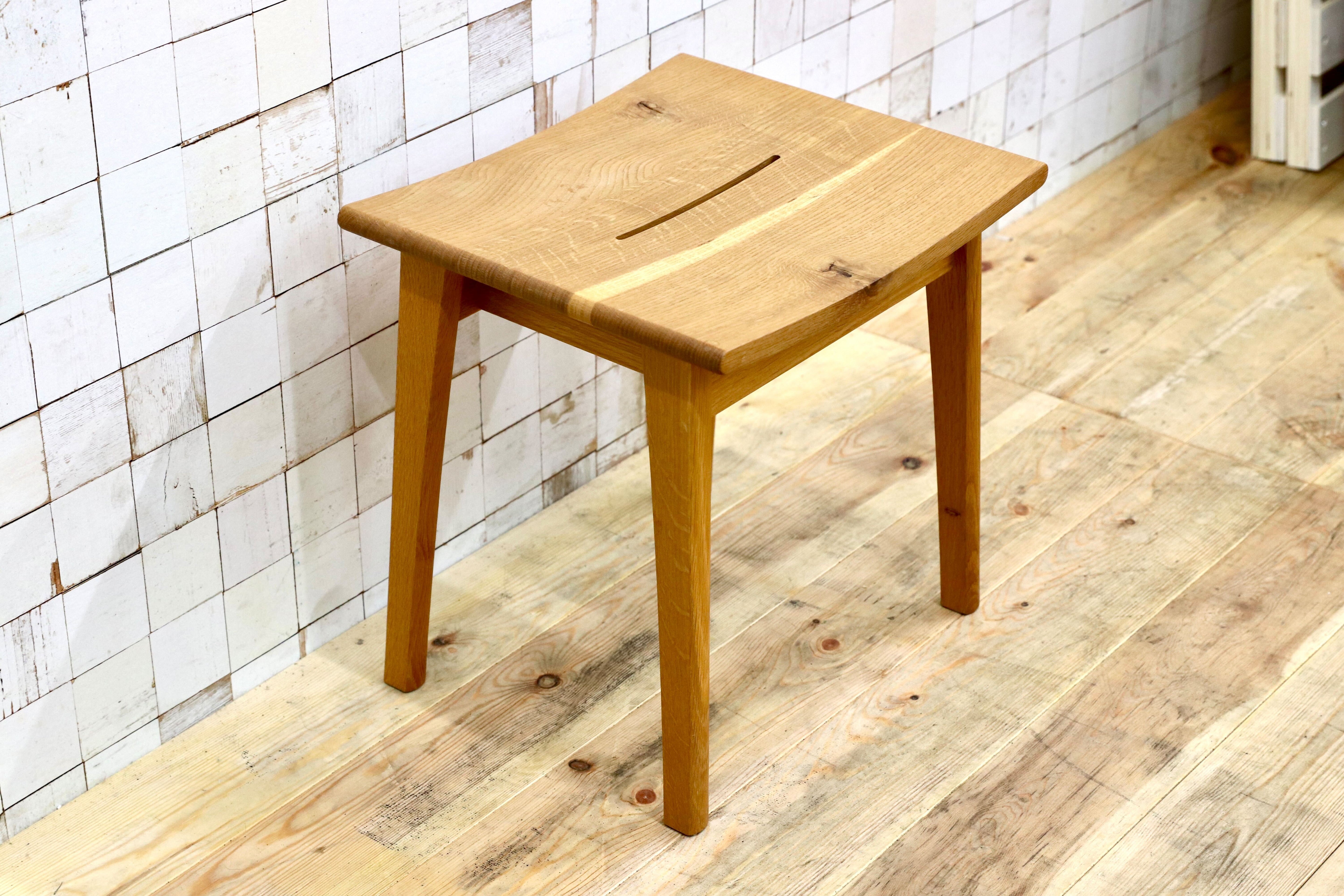 GMIK446C○飛騨産業 / HIDA キツツキ SN610 森のことば スツール 腰掛け オーク材 飛騨家具 定価4.18万 展示品