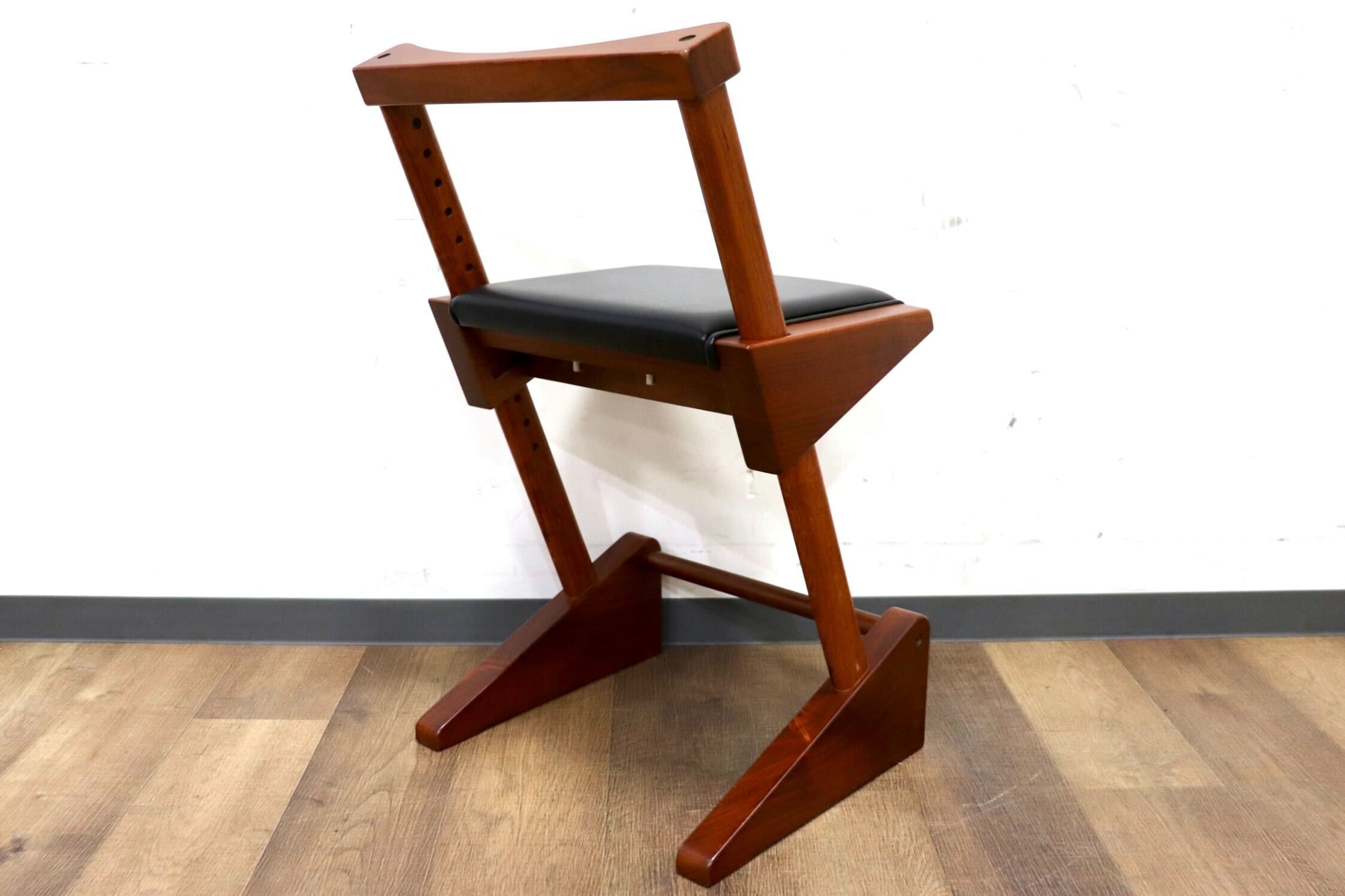 GMHK869○匠工芸 / TAKUM ダックチェア デスクチェア 椅子 チェア 座面高さ調節可能 レザー 旭川家具