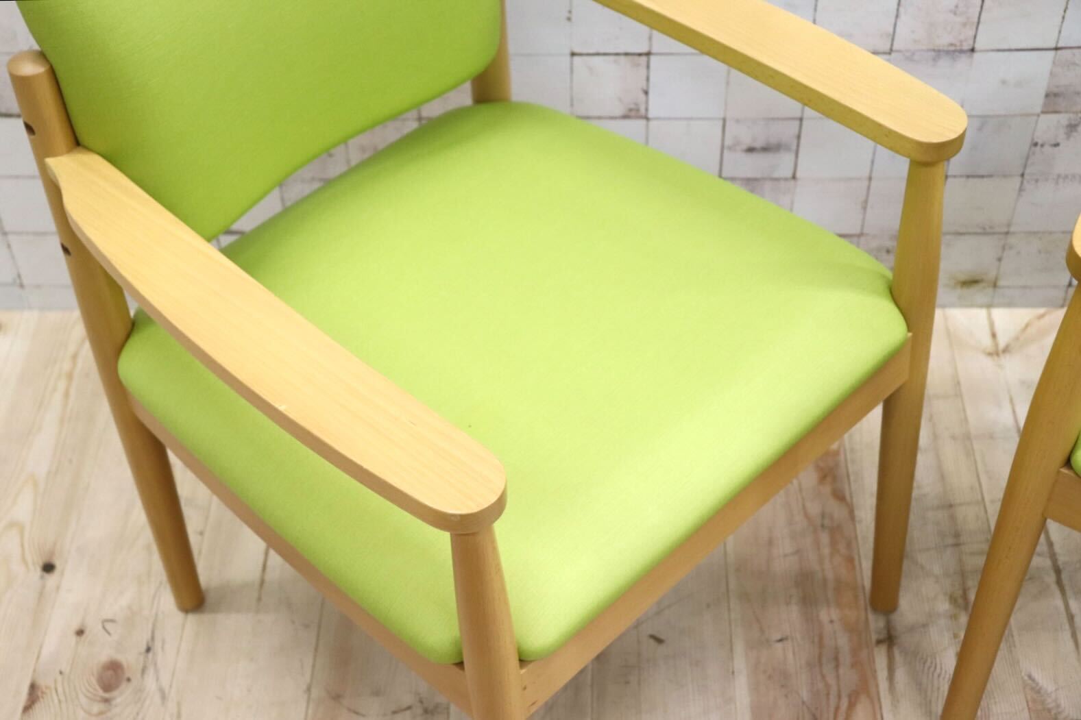 GMFT413G○LION / ライオン事務器 アームチェア オフィスチェア 椅子 2脚セット 合皮 イエローグリーン ナチュラル