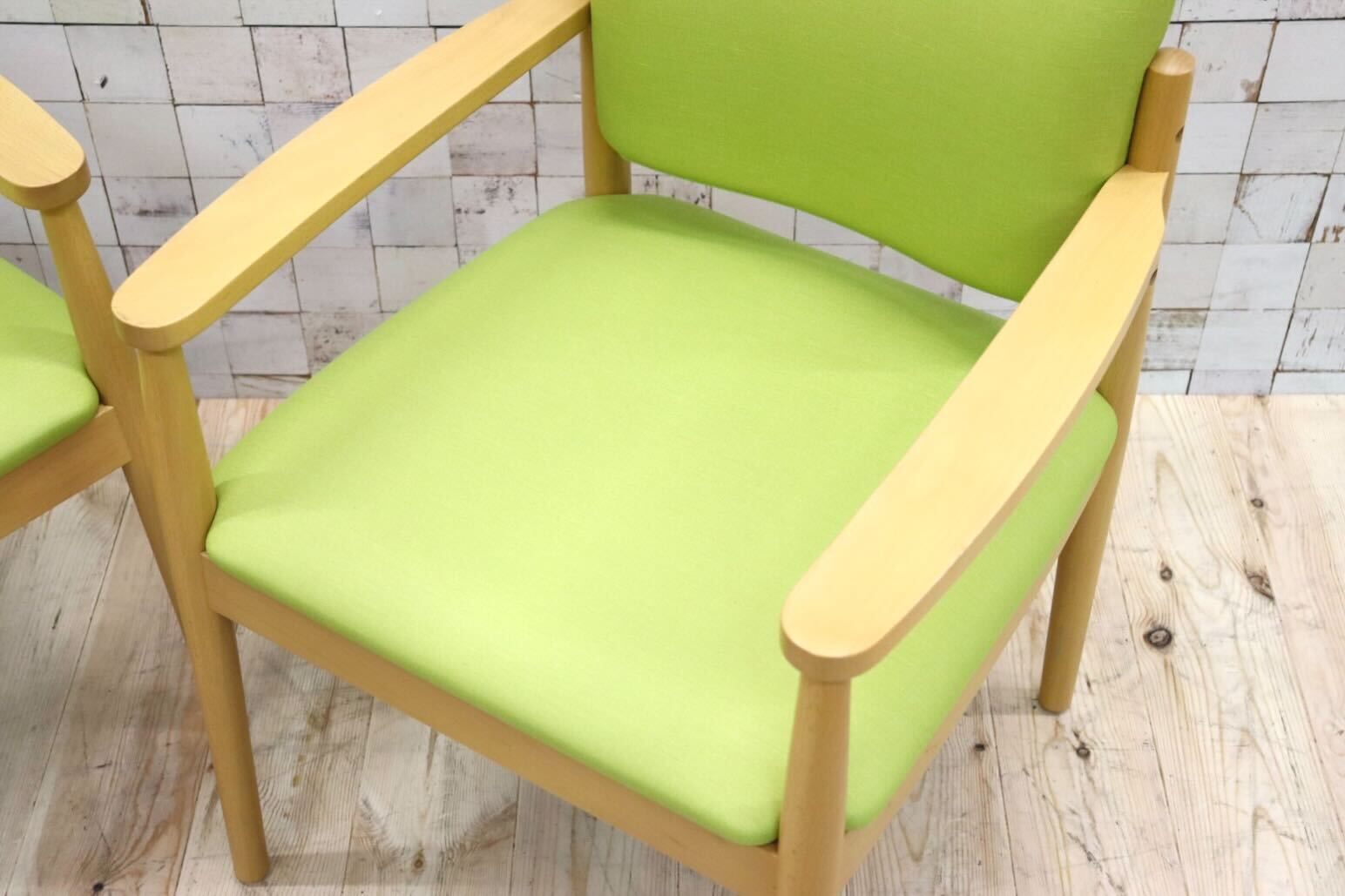 GMFT413G○LION / ライオン事務器 アームチェア オフィスチェア 椅子 2脚セット 合皮 イエローグリーン ナチュラル