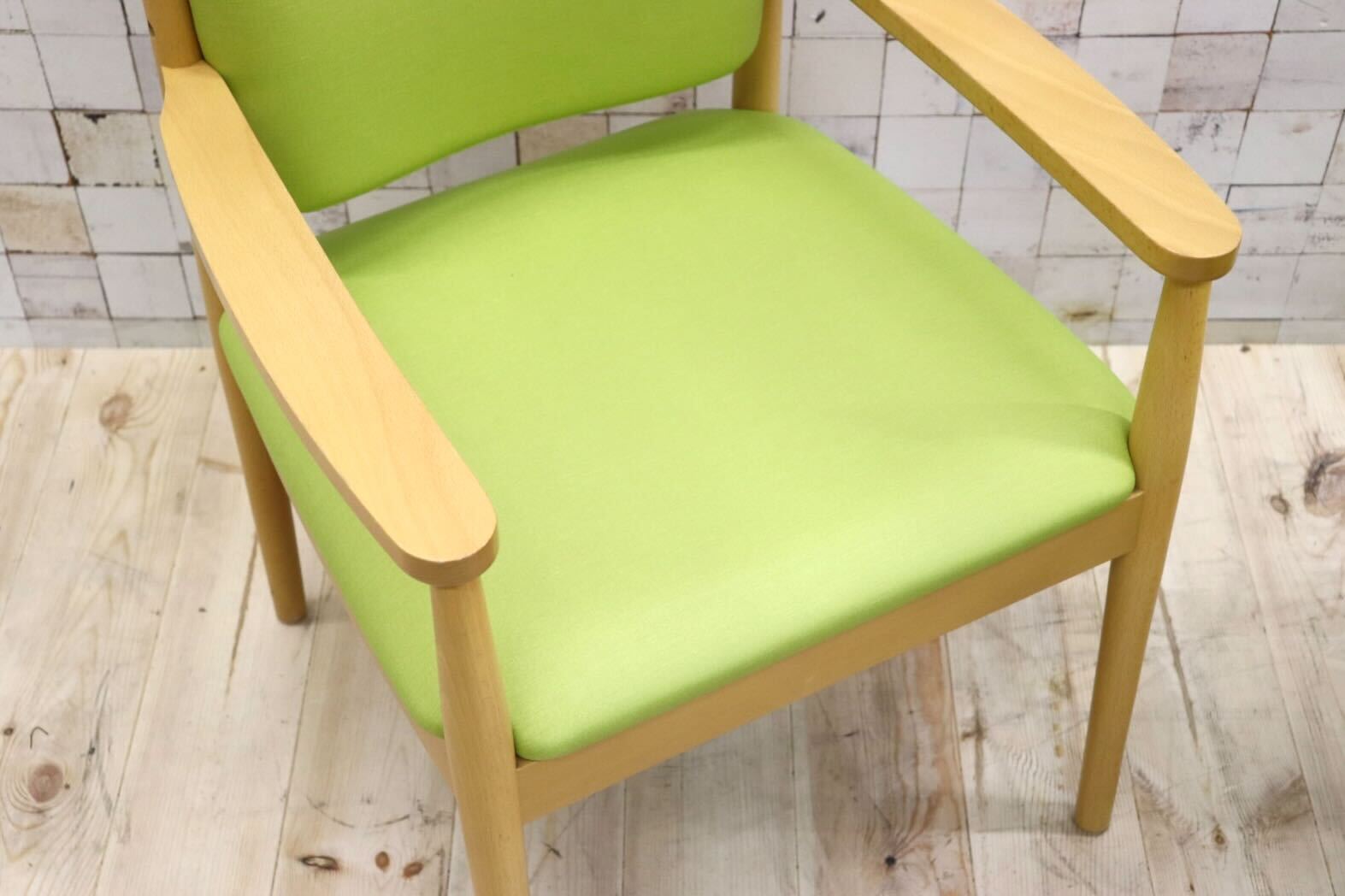 GMFT413H○LION / ライオン事務器 アームチェア オフィスチェア 椅子 2脚セット 合皮 イエローグリーン ナチュラル