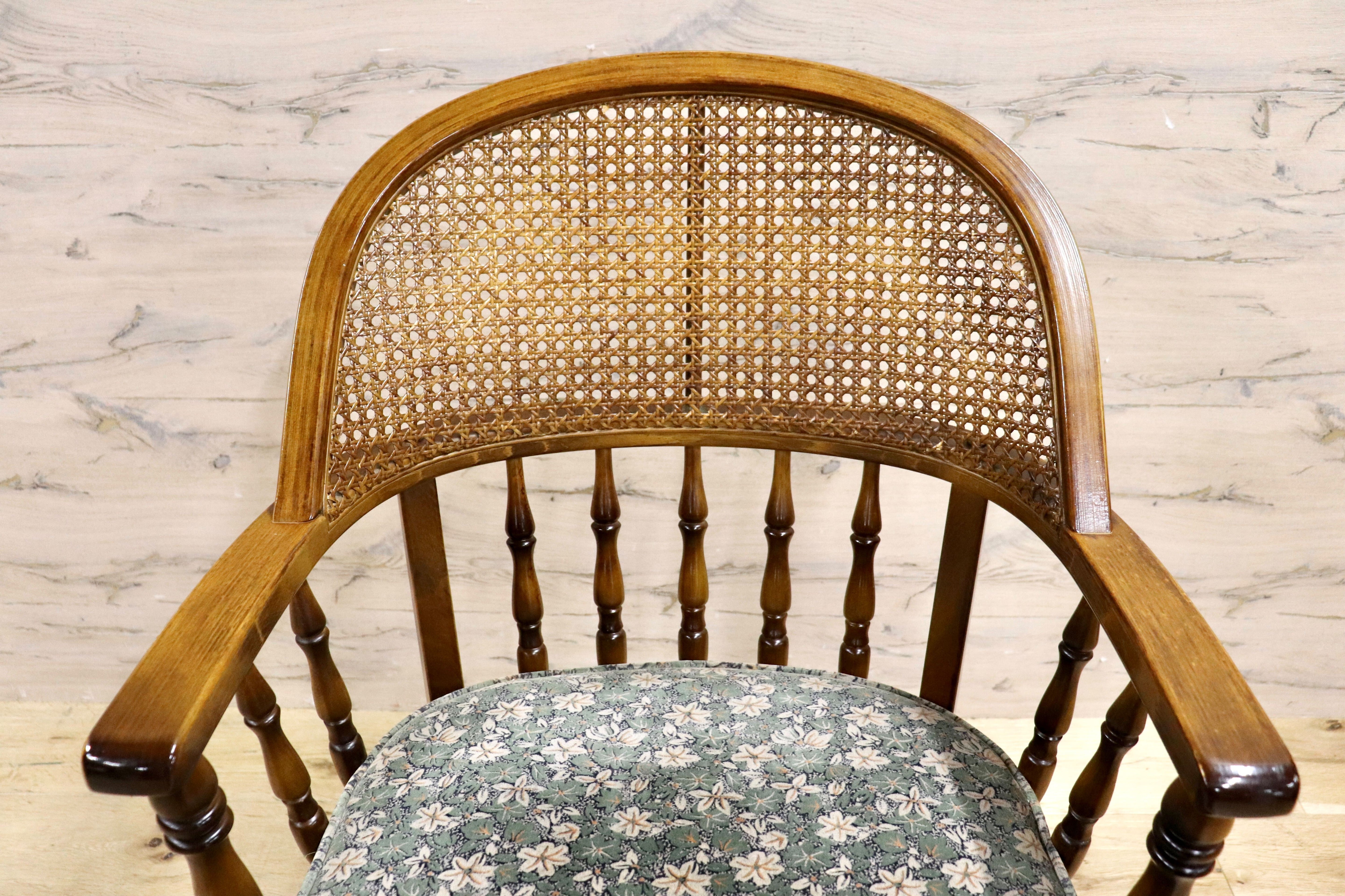 GMHK473E○karimoku / カリモク コロニアル アームチェア 椅子 ラウンジチェア シングルソファ ラタン 国産家具 レトロ ヴィンテージ