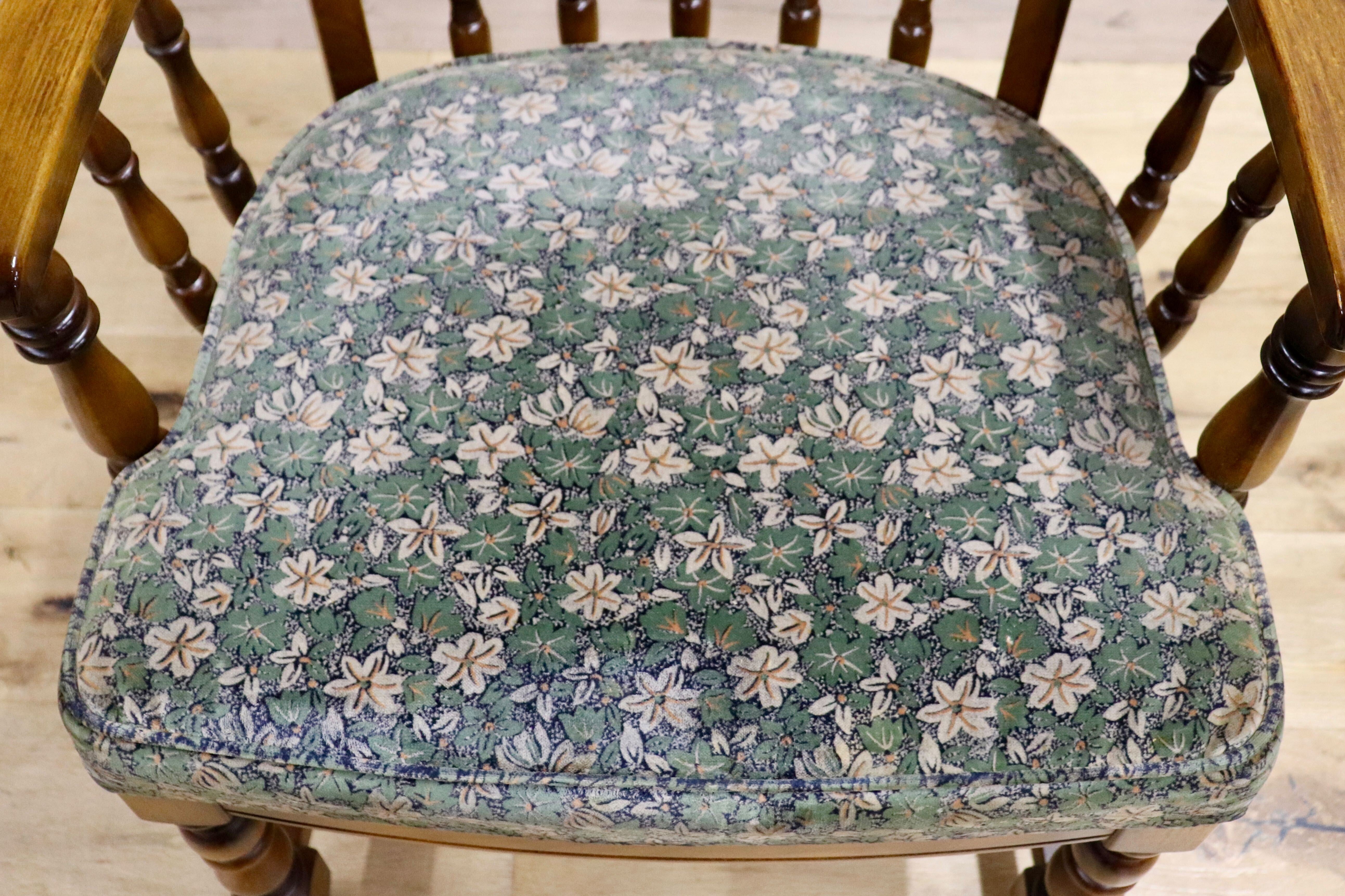 GMHK473E○karimoku / カリモク コロニアル アームチェア 椅子 ラウンジチェア シングルソファ ラタン 国産家具 レトロ ヴィンテージ