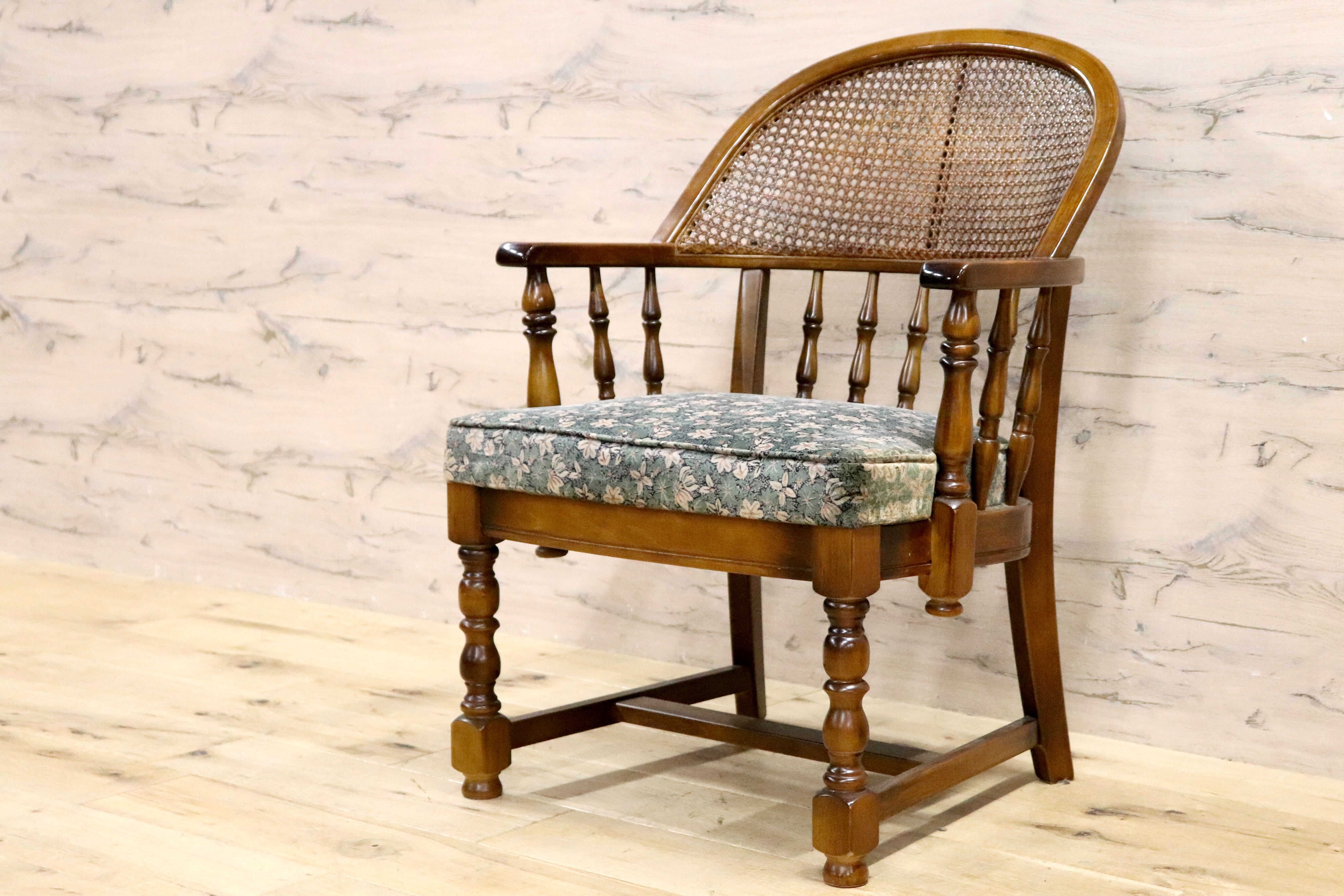 GMHK473F○karimoku / カリモク コロニアル アームチェア 椅子 ラウンジチェア シングルソファ ラタン 国産家具 レトロ ヴィンテージ