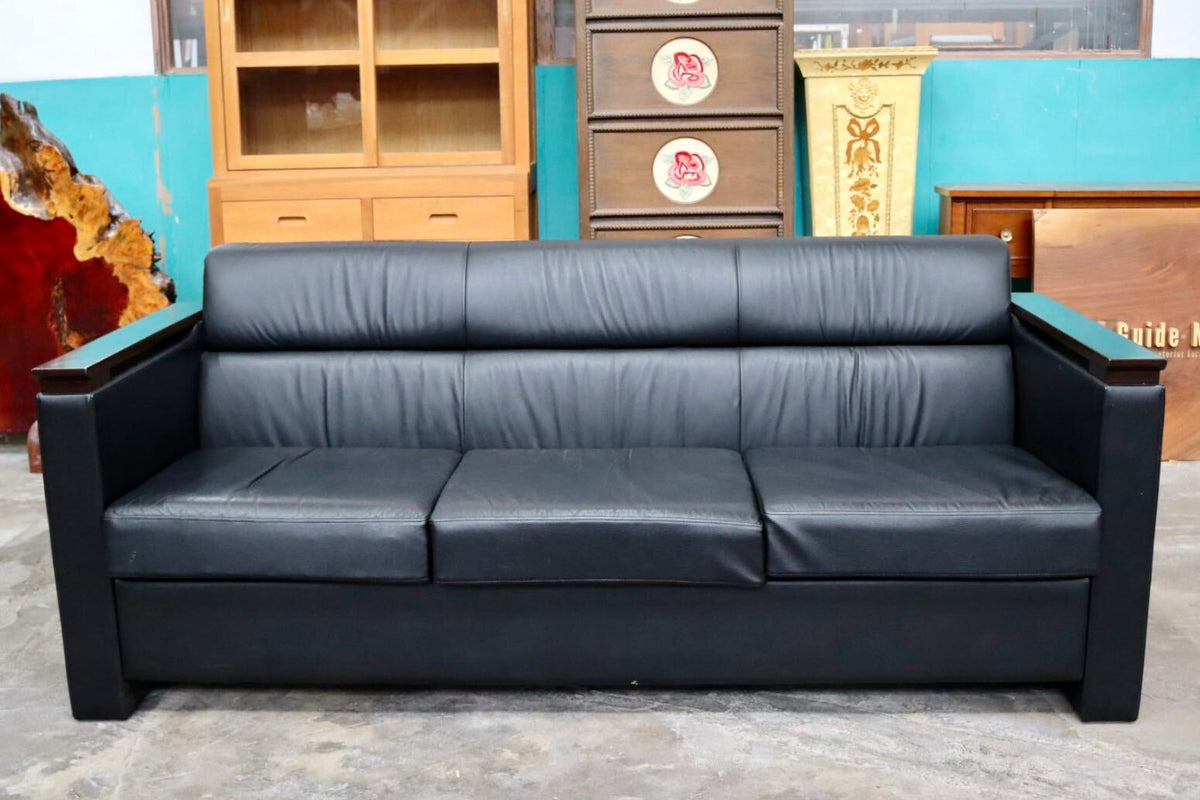GMJH381○ITOKI / イトーキ 3人掛けソファ トリプルソファ 本革 ブラック木製アームチェア 応接家具