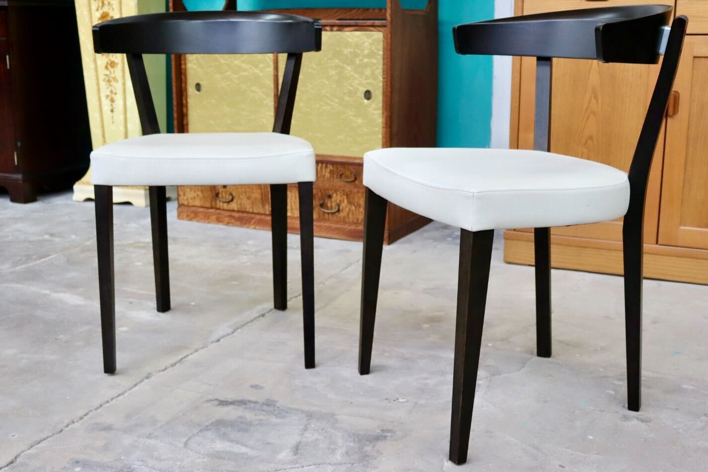 GMIK247C○karimoku / カリモク ダイニングチェア 椅子 食卓椅子 マニエラ 合皮 シンプル モダン 国産家具 2脚セット