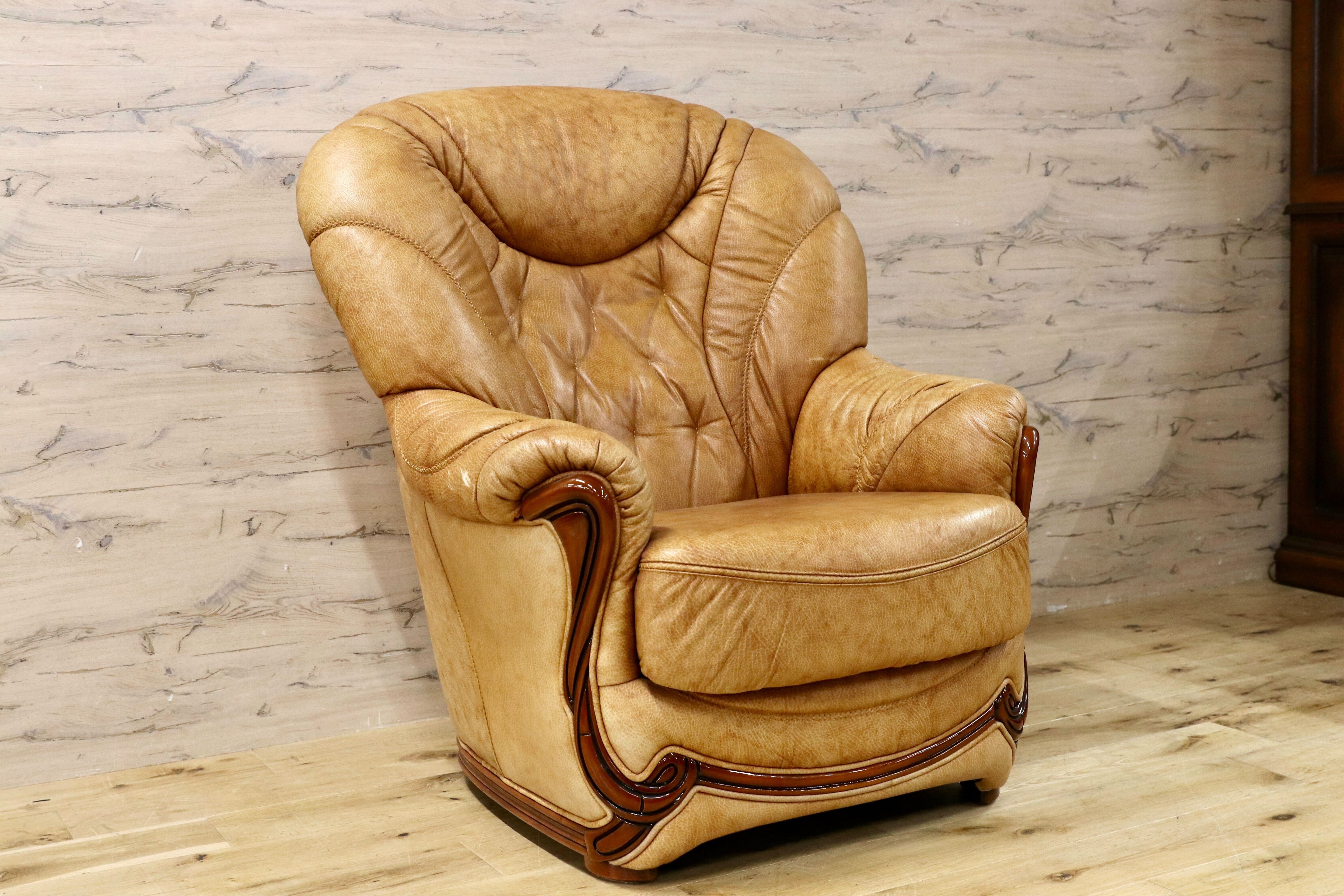 GMIH446○イタリア製 ヴィンテージ 総本革 1人掛けソファ シングルソファ ラウンジチェア 応接 椅子 ベージュ