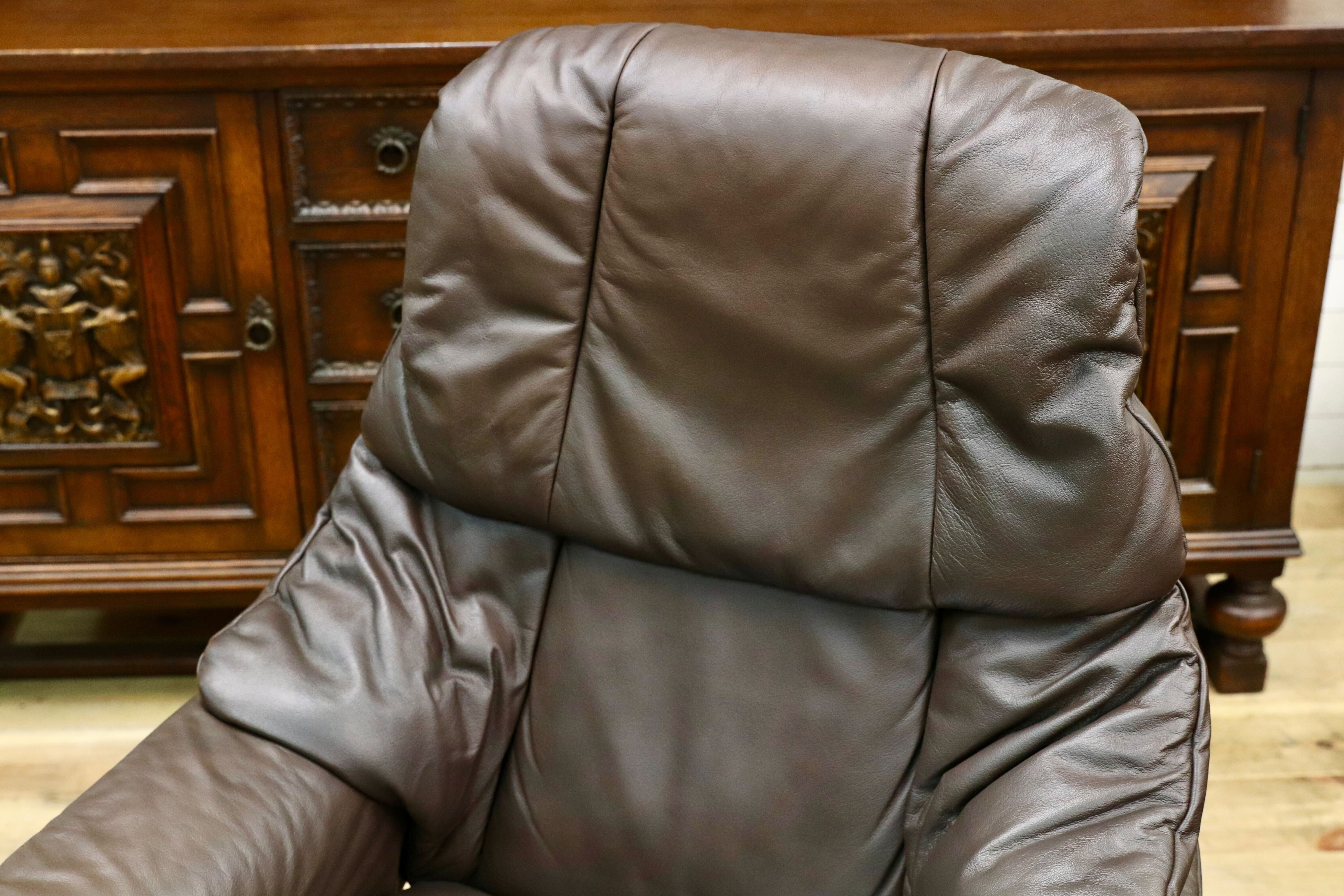 GMIK419A○EKORNES / エコーネス Reno レノ ストレスレスチェア Mサイズ パーソナルチェア オットマン付き 北欧 ノルウェー 定価約45万