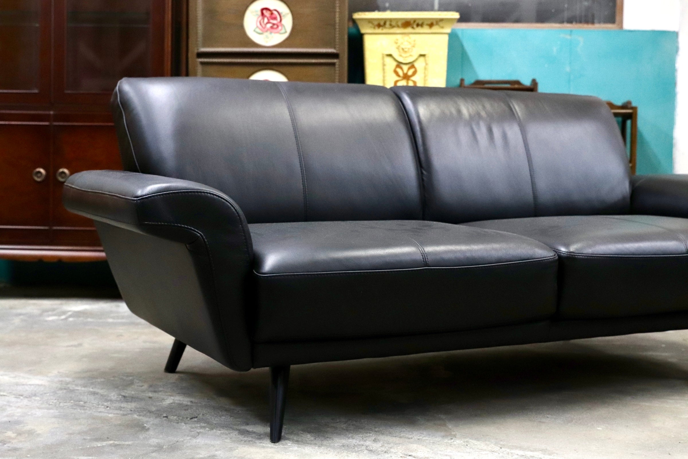 GMJH222○FLYMEe Noir / フライミーノワール Lorraine ロレーヌ 2.5人掛けソファ 総本革 ブラック レザー ローバック モダン 約62万 廃盤