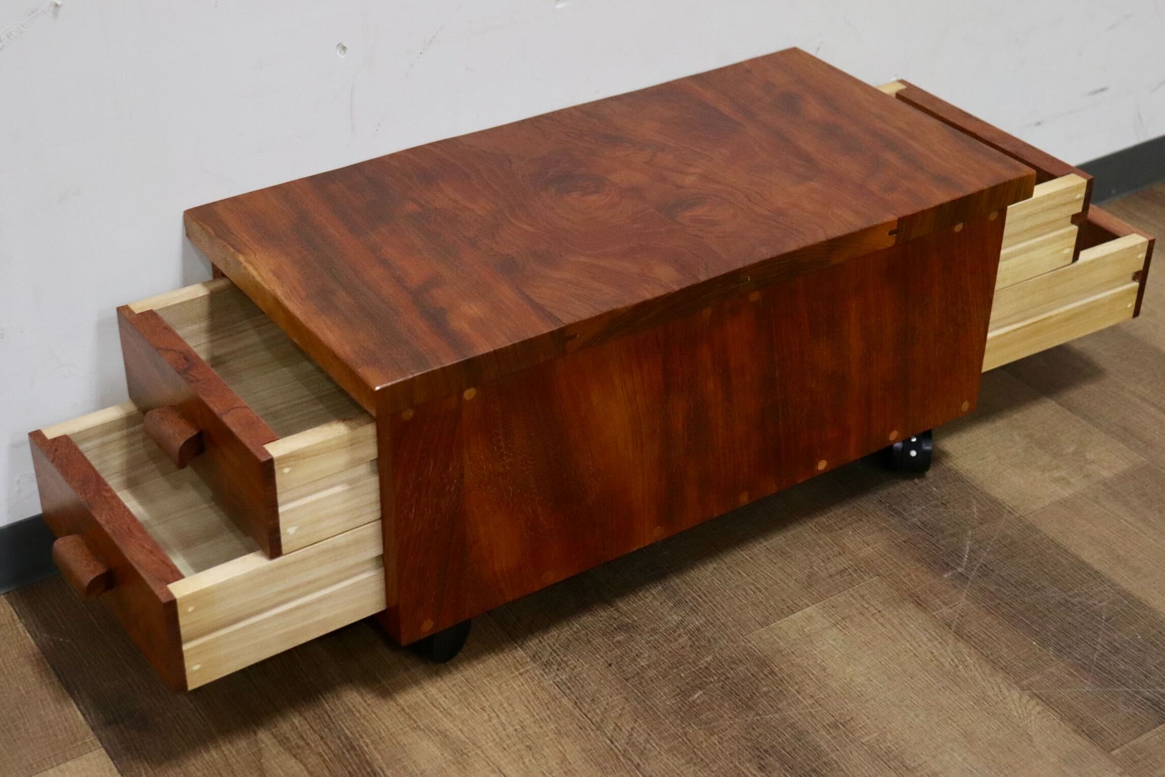 GMHH453○民芸家具 引き出し収納 収納家具 小物入れ 用箪笥 チェスト キャスター付き ミズメザクラ レトロ 検)松本民芸家具 九州民芸家具