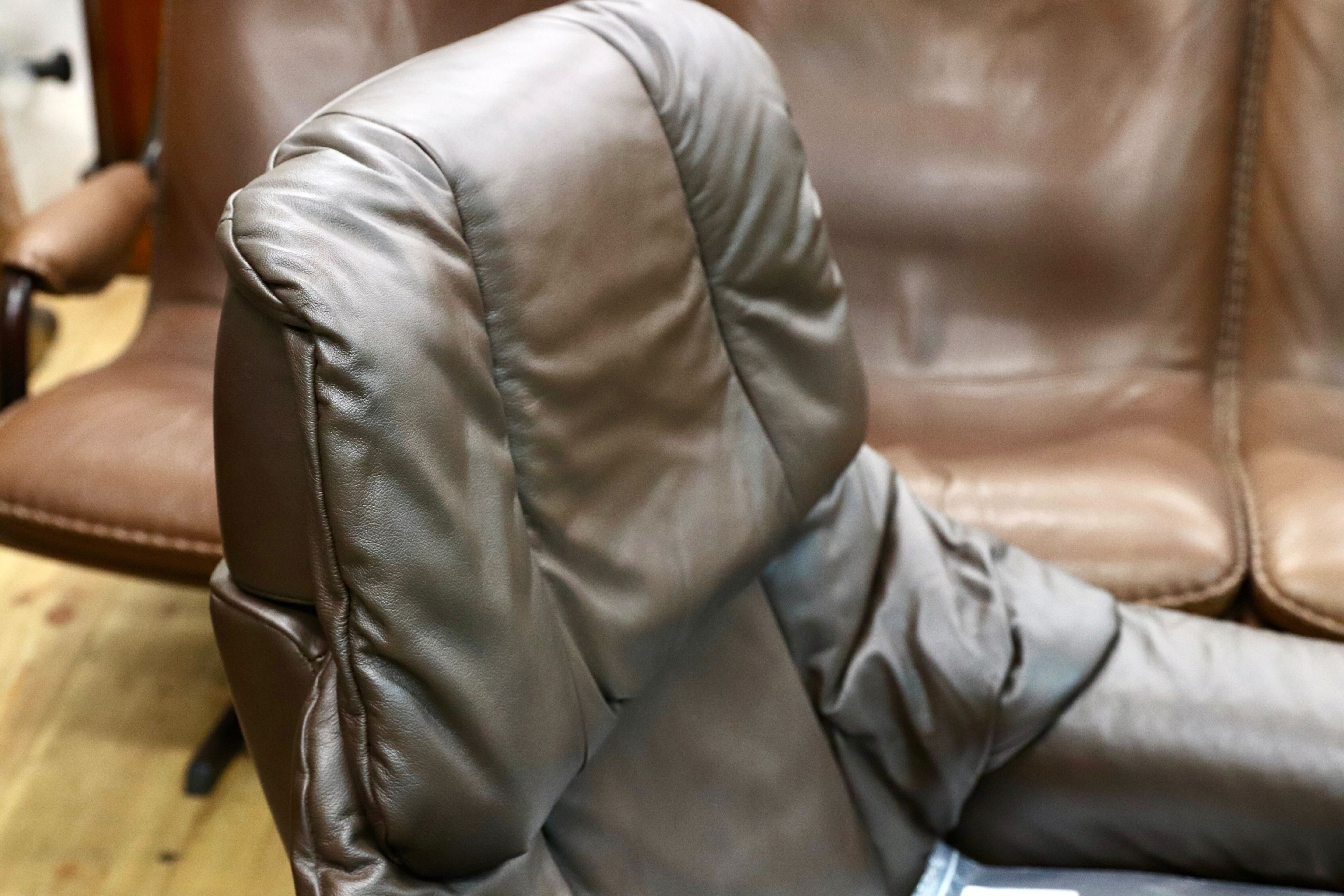 GMIK419B○EKORNES / エコーネス Reno レノ ストレスレスチェア Mサイズ パーソナルチェア オットマン付き 北欧 ノルウェー 定価約45万