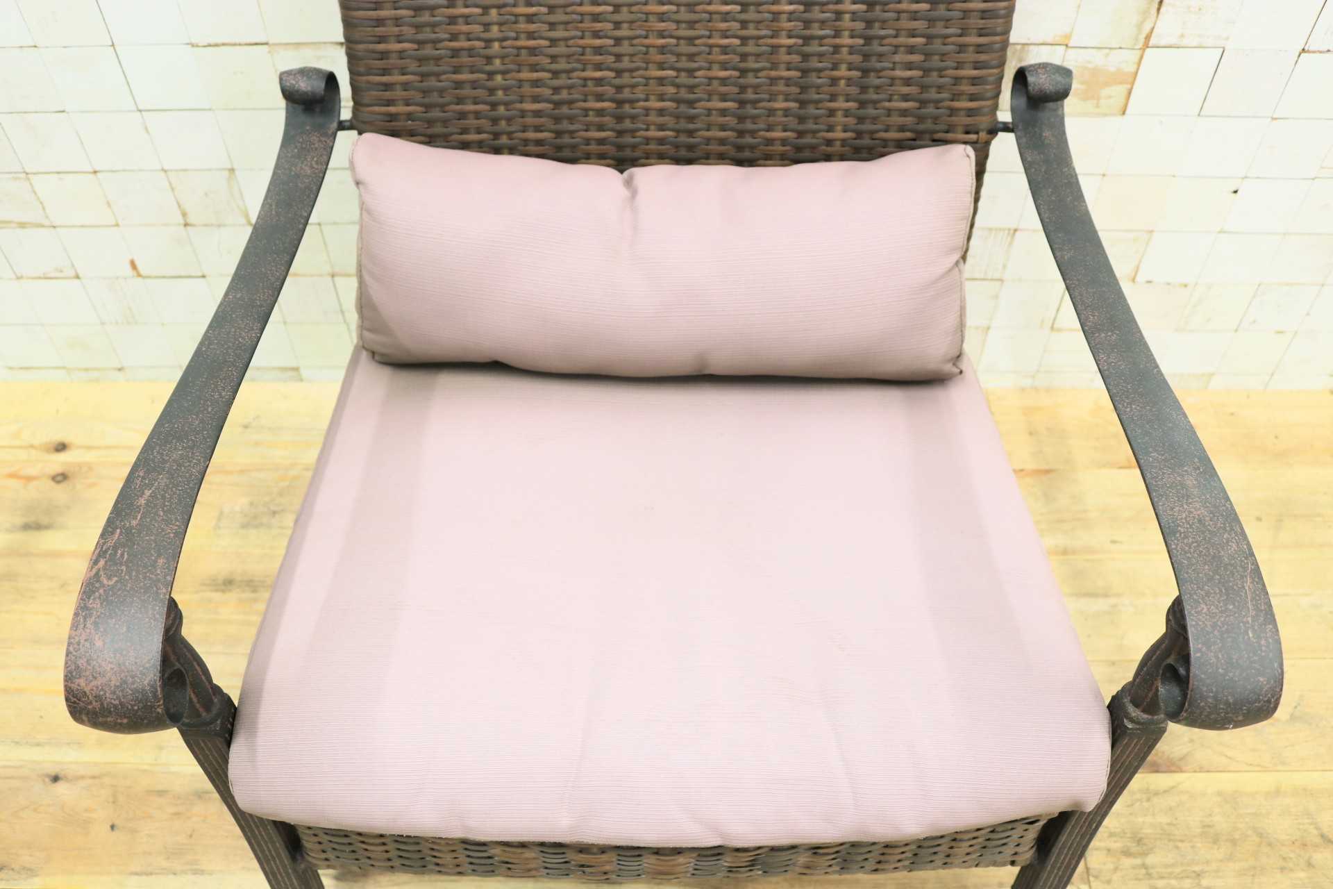 GMIK706B○ガーデンチェア アームチェア ラウンジチェア 椅子 一人掛け 編み込み 金属フレーム ブラウン ラタン調