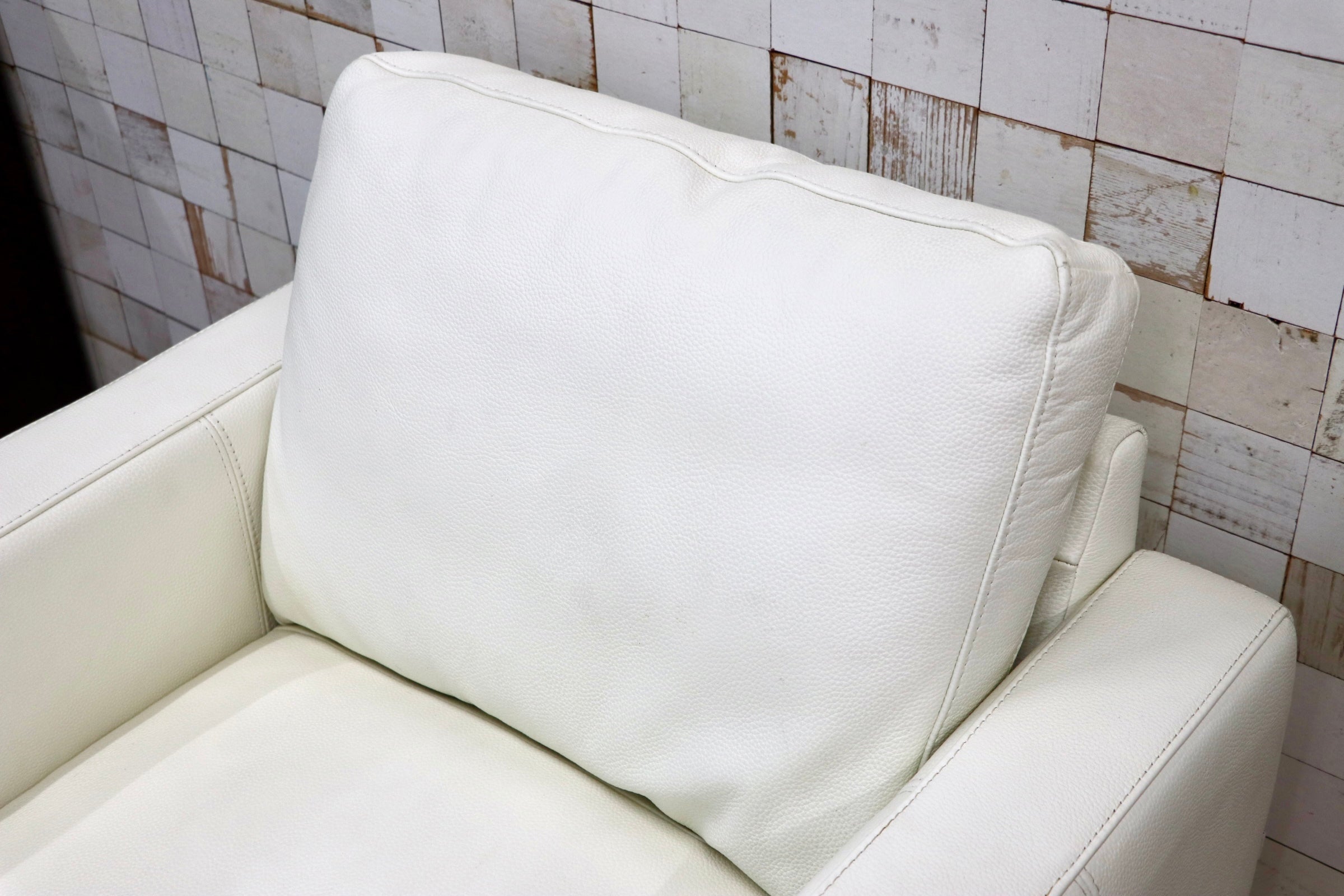GMJK236○BoConcept / ボーコンセプト Carlton シングルソファ レザー ラウンジチェア 1人掛けソファ ホワイト 本革 定価約40万