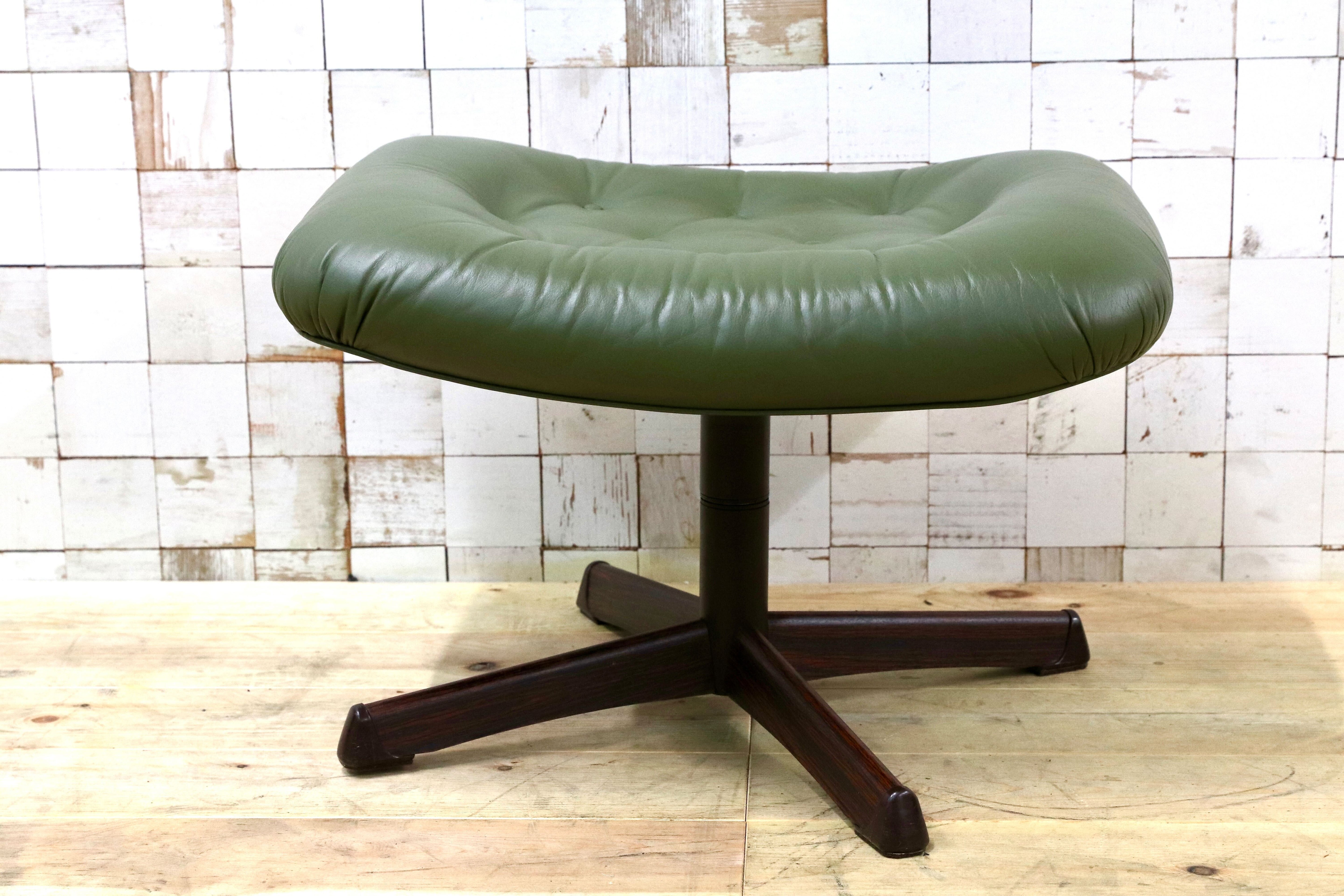 GMHH474○GOTE Mobler 北欧 スウェーデン 本革 レザー オットマン フットスツール グリーン 北欧ヴィンテージ 稀少