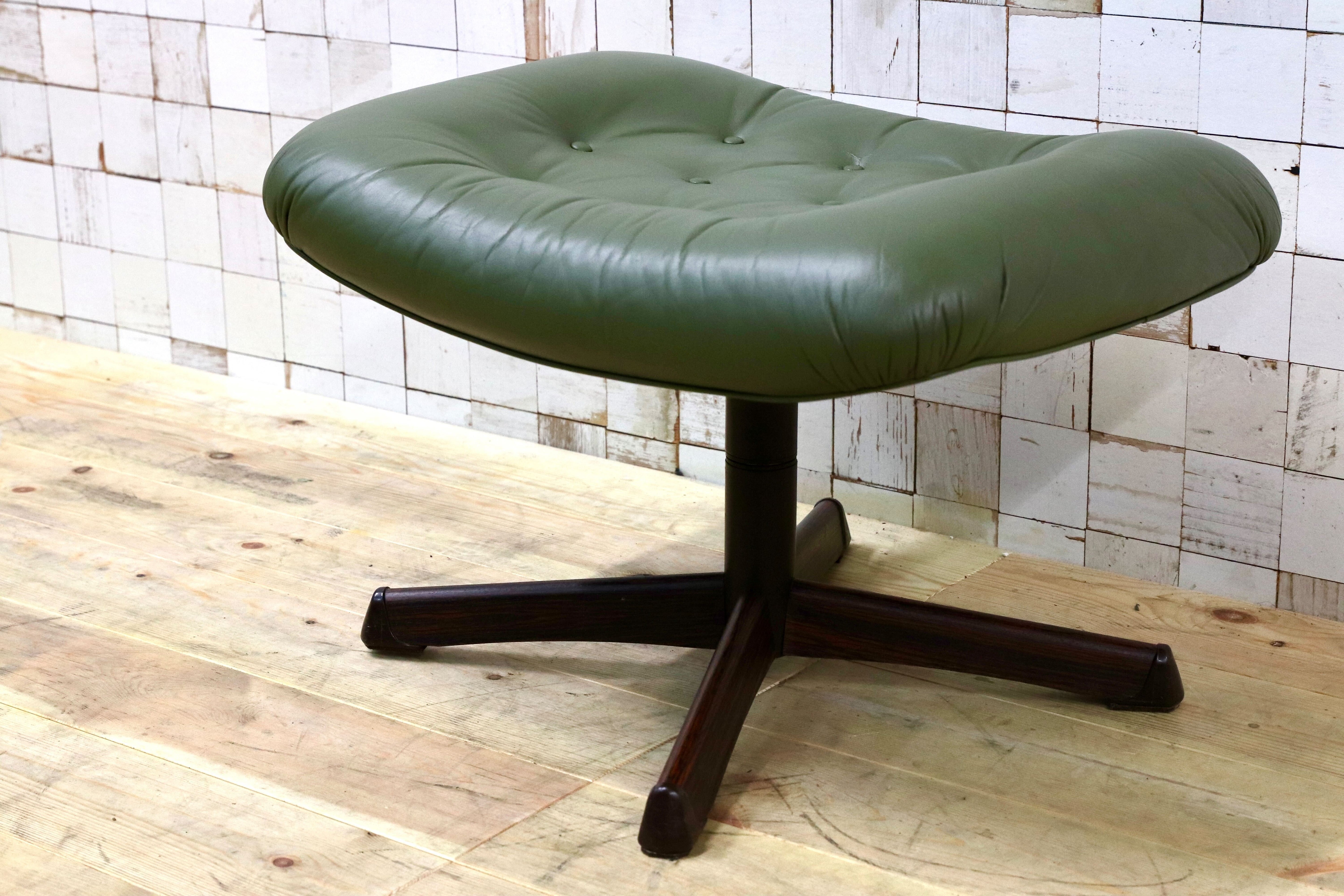 GMHH474○GOTE Mobler 北欧 スウェーデン 本革 レザー オットマン フットスツール グリーン 北欧ヴィンテージ 稀少