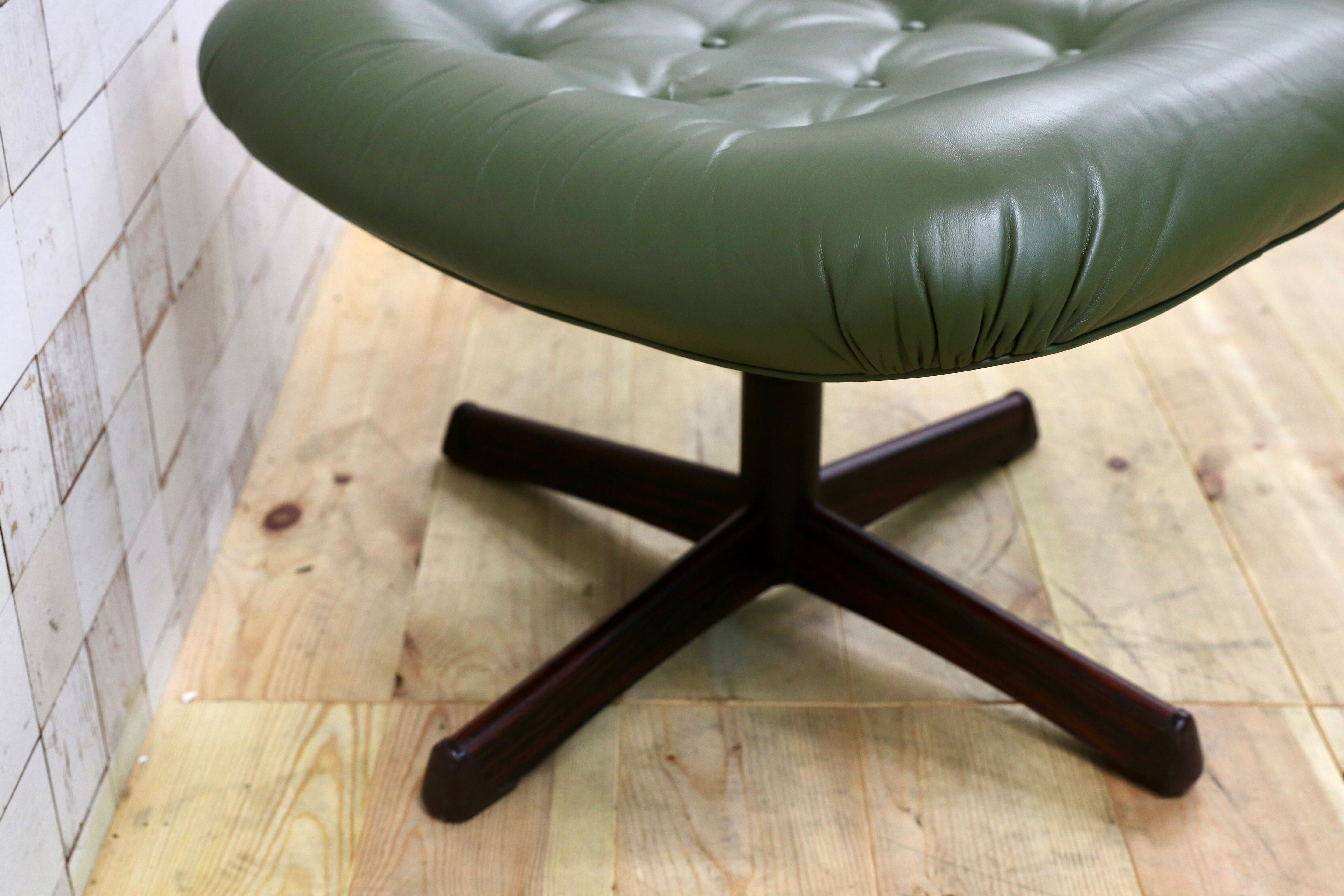 GMHH474○GOTE Mobler 北欧 スウェーデン 本革 レザー オットマン フットスツール グリーン 北欧ヴィンテージ 稀少