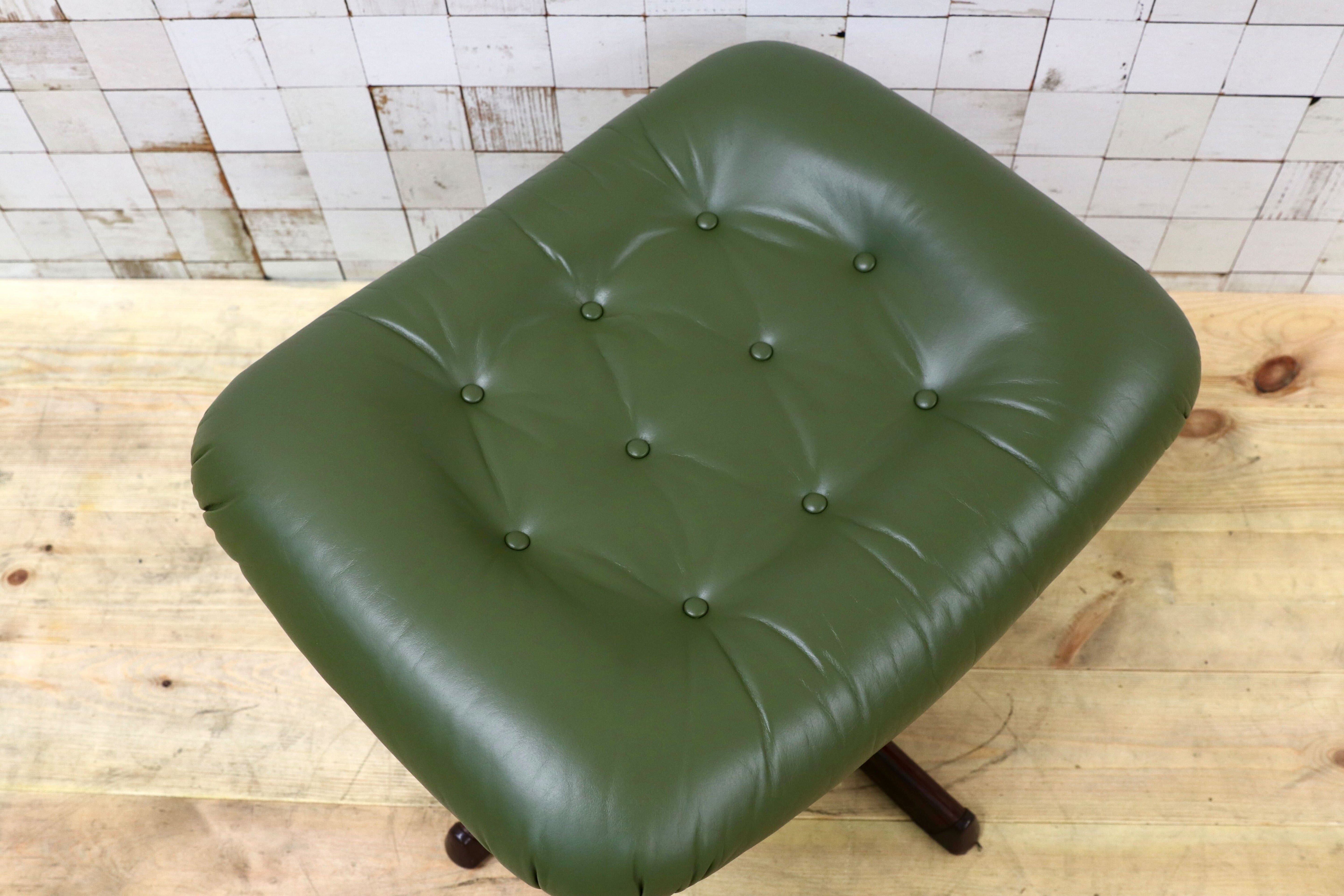 GMHH474○GOTE Mobler 北欧 スウェーデン 本革 レザー オットマン フットスツール グリーン 北欧ヴィンテージ 稀少