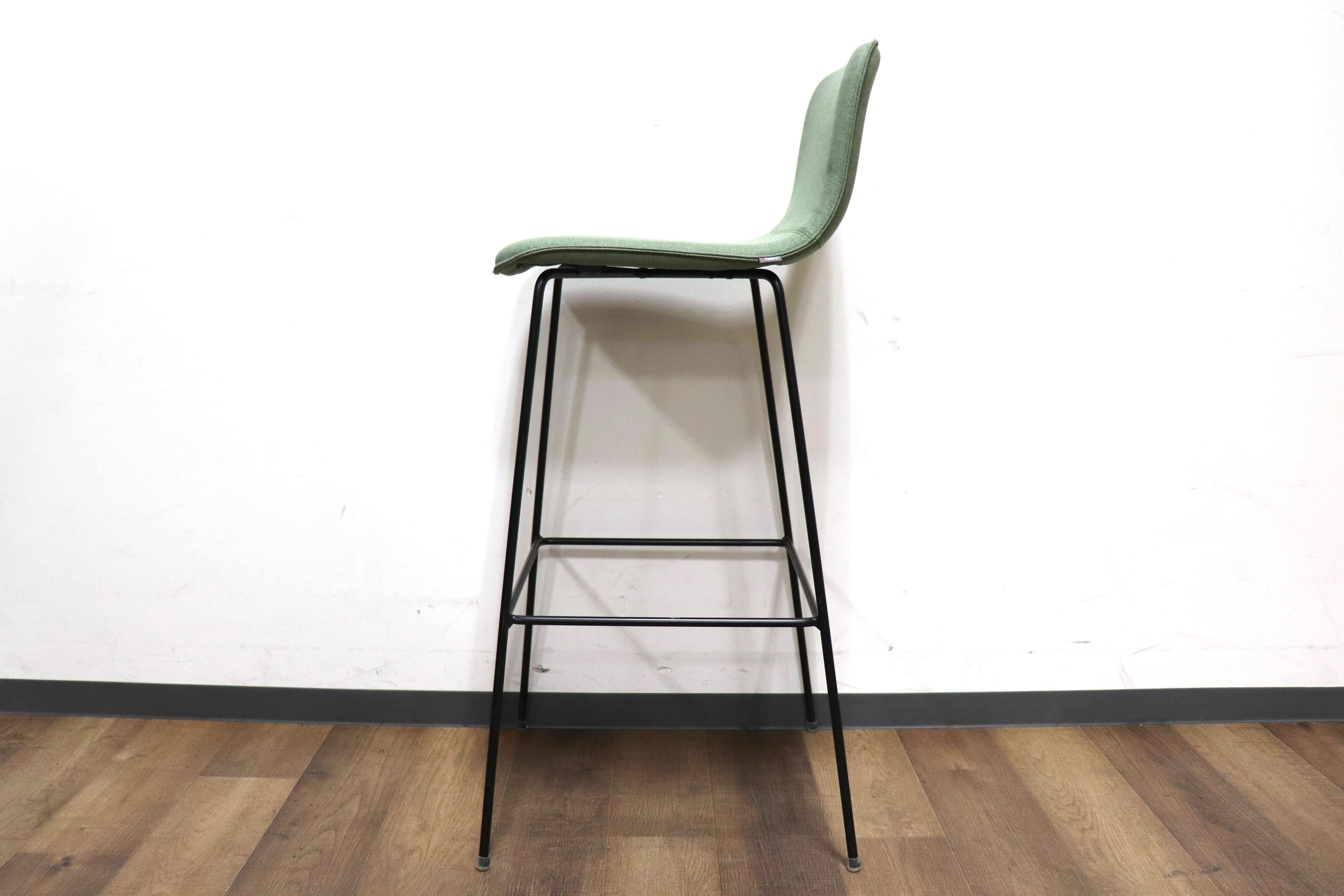 GMHK197A○FURSYS / ファシス BARSTOOL PLUS カウンターチェア ハイチェア 椅子 インダストリアル ファブリック 定価約3.6万 展示品