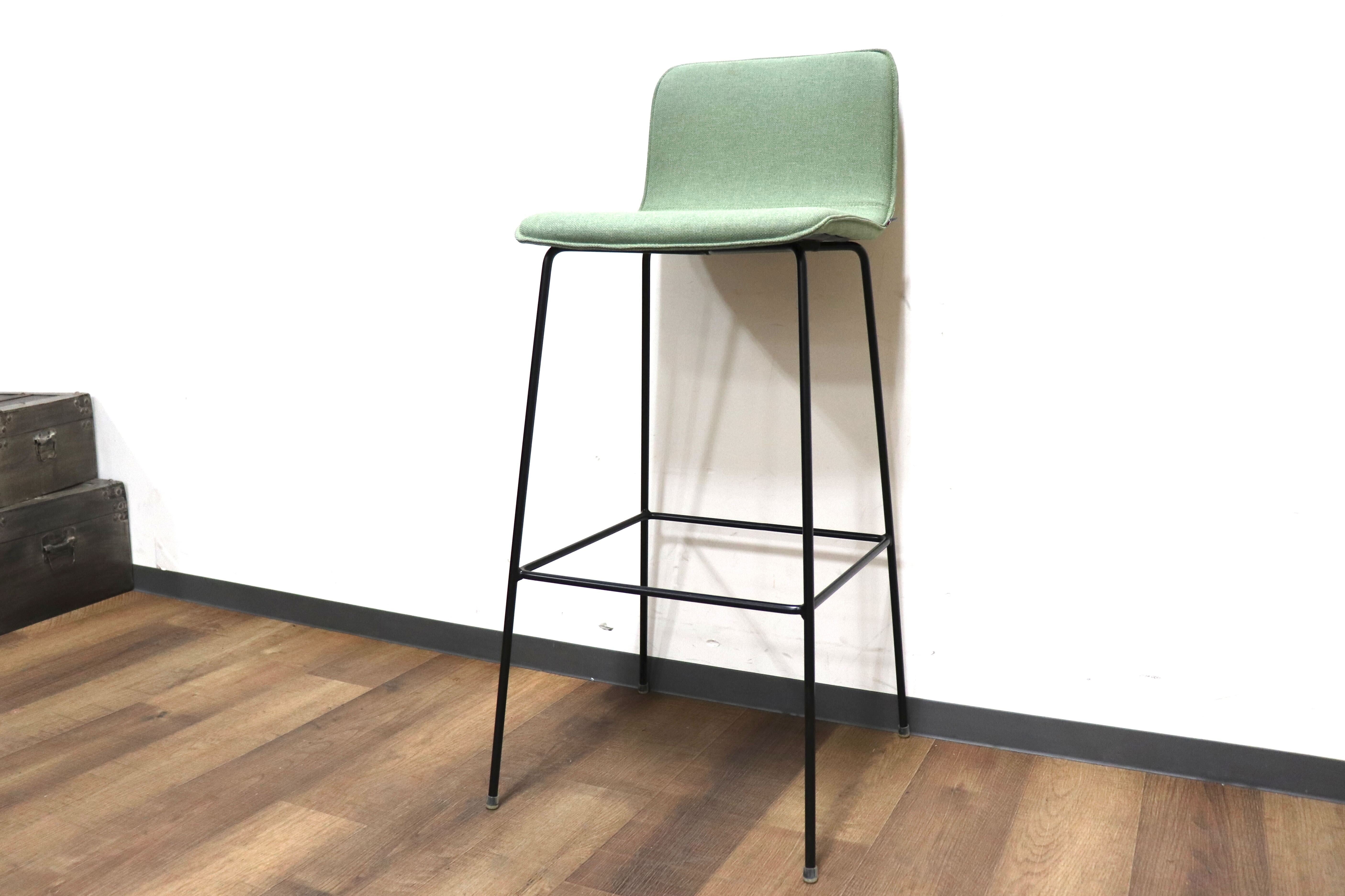 GMHK197B○FURSYS / ファシス BARSTOOL PLUS カウンターチェア ハイチェア 椅子 インダストリアル ファブリック 定価約3.6万 展示品