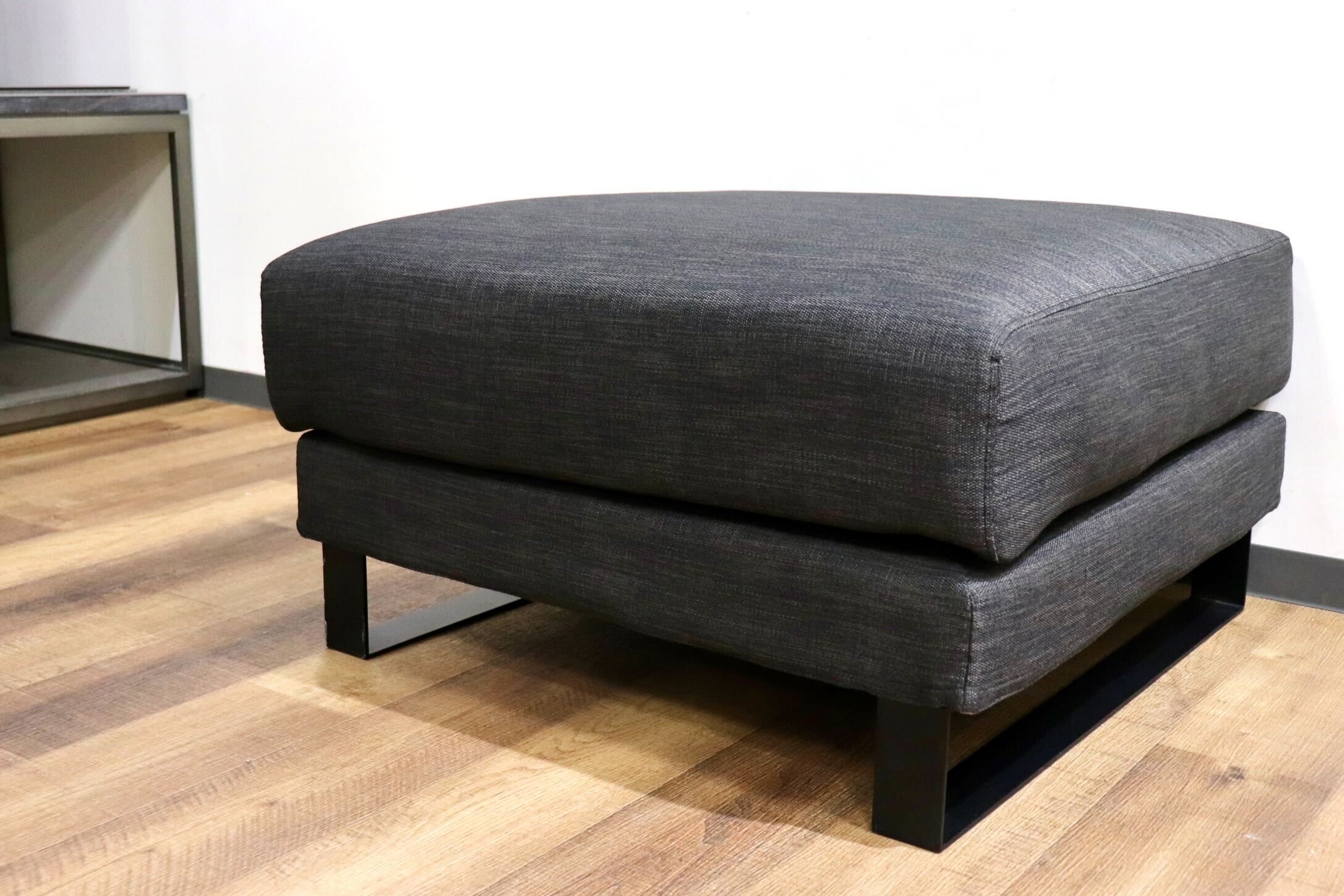 GMHH430○Armonia / アルモニア CIELO シエロ オットマン フットスツール ファブリック カバーリング ダークグレー 約6.9万 展示品