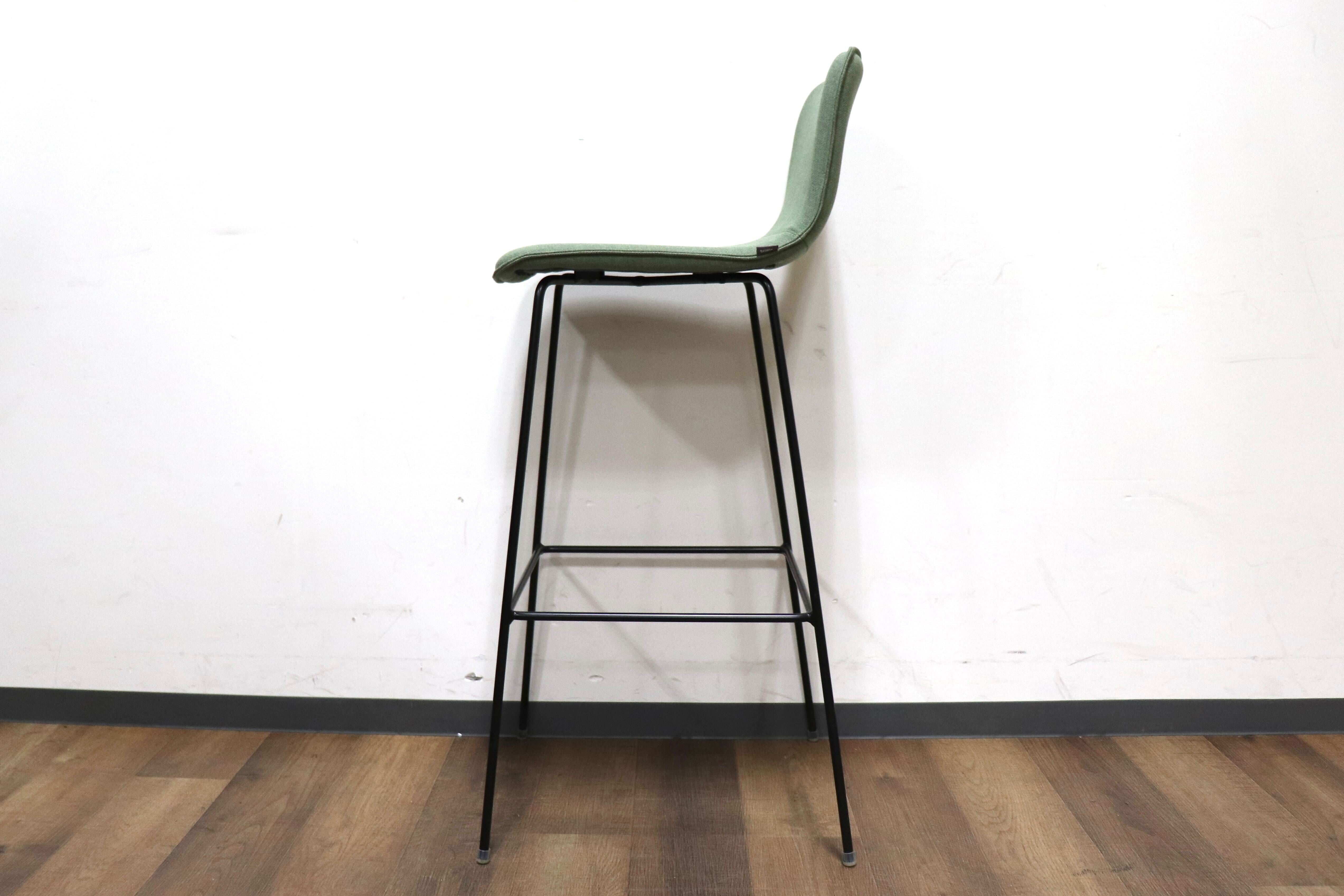 GMHK197B○FURSYS / ファシス BARSTOOL PLUS カウンターチェア ハイチェア 椅子 インダストリアル ファブリック 定価約3.6万 展示品