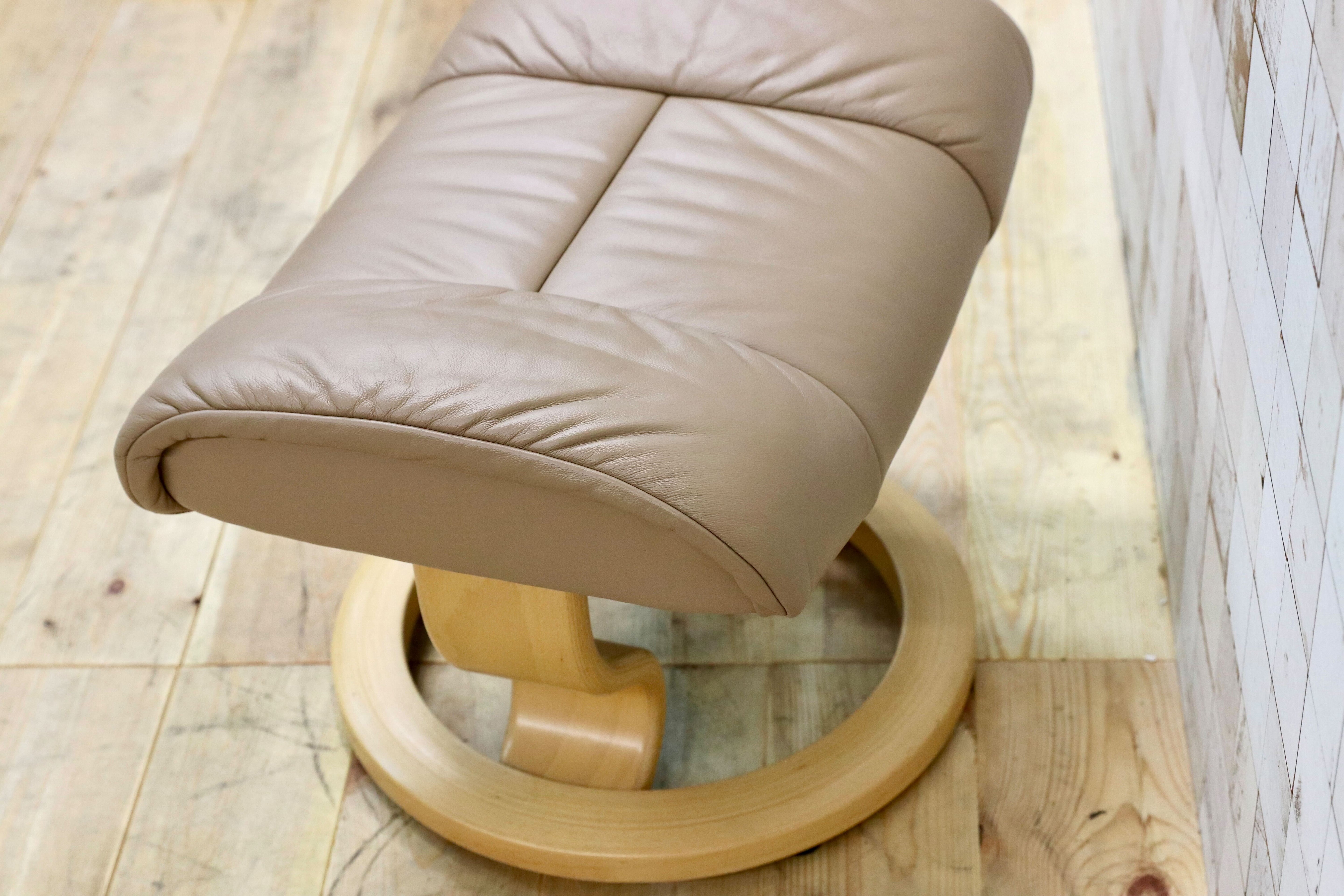 GMHS534○EKORNES / エコーネス オットマン フットスツール ストレスレス 本革 ベージュ系 北欧 ノルウェー