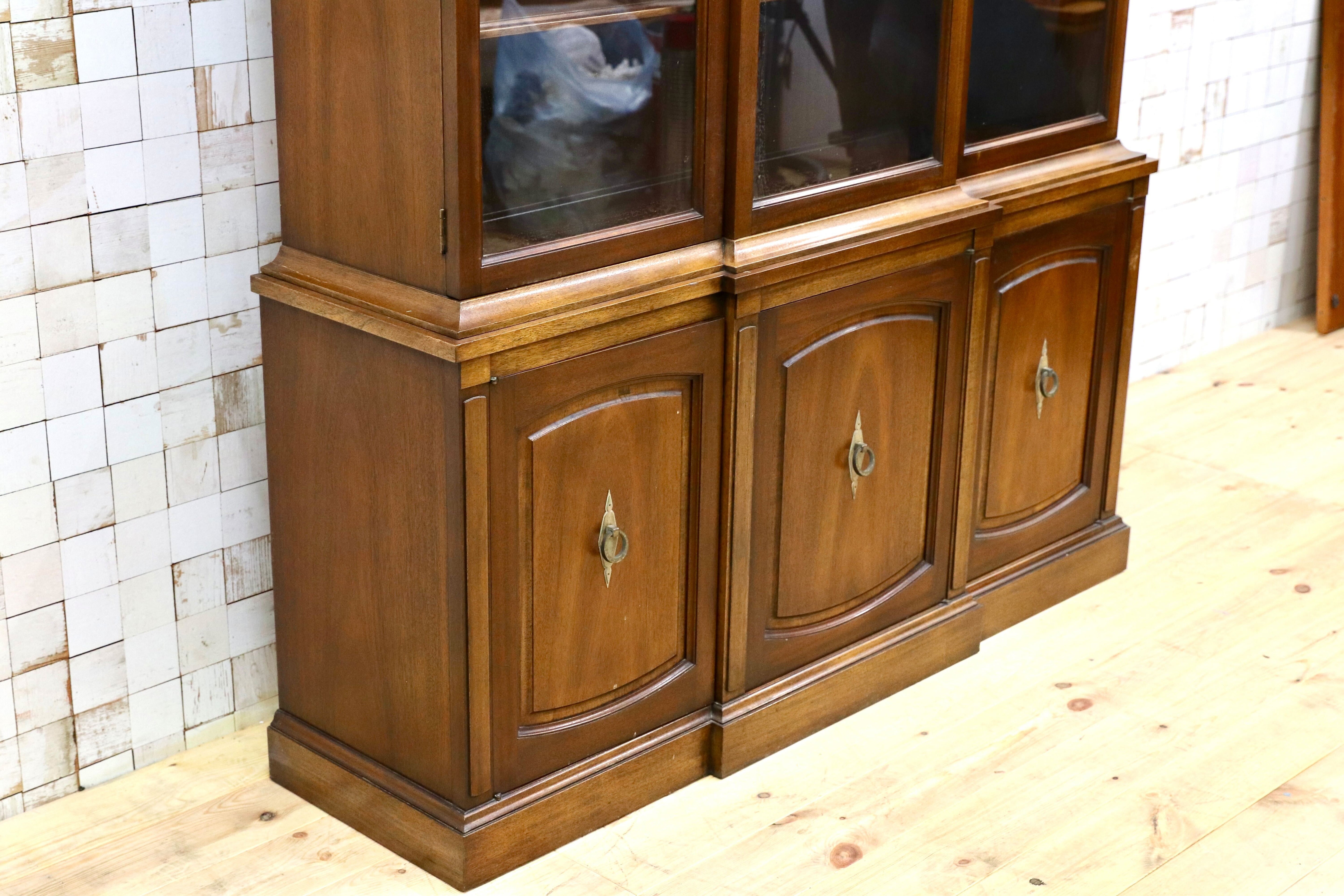 GMHO64○DREXEL HERITAGE / ドレクセルヘリテイジ Triune トライユン 食器棚 キャビネット 飾り棚 クラシック ヴィンテージ 定価約100万