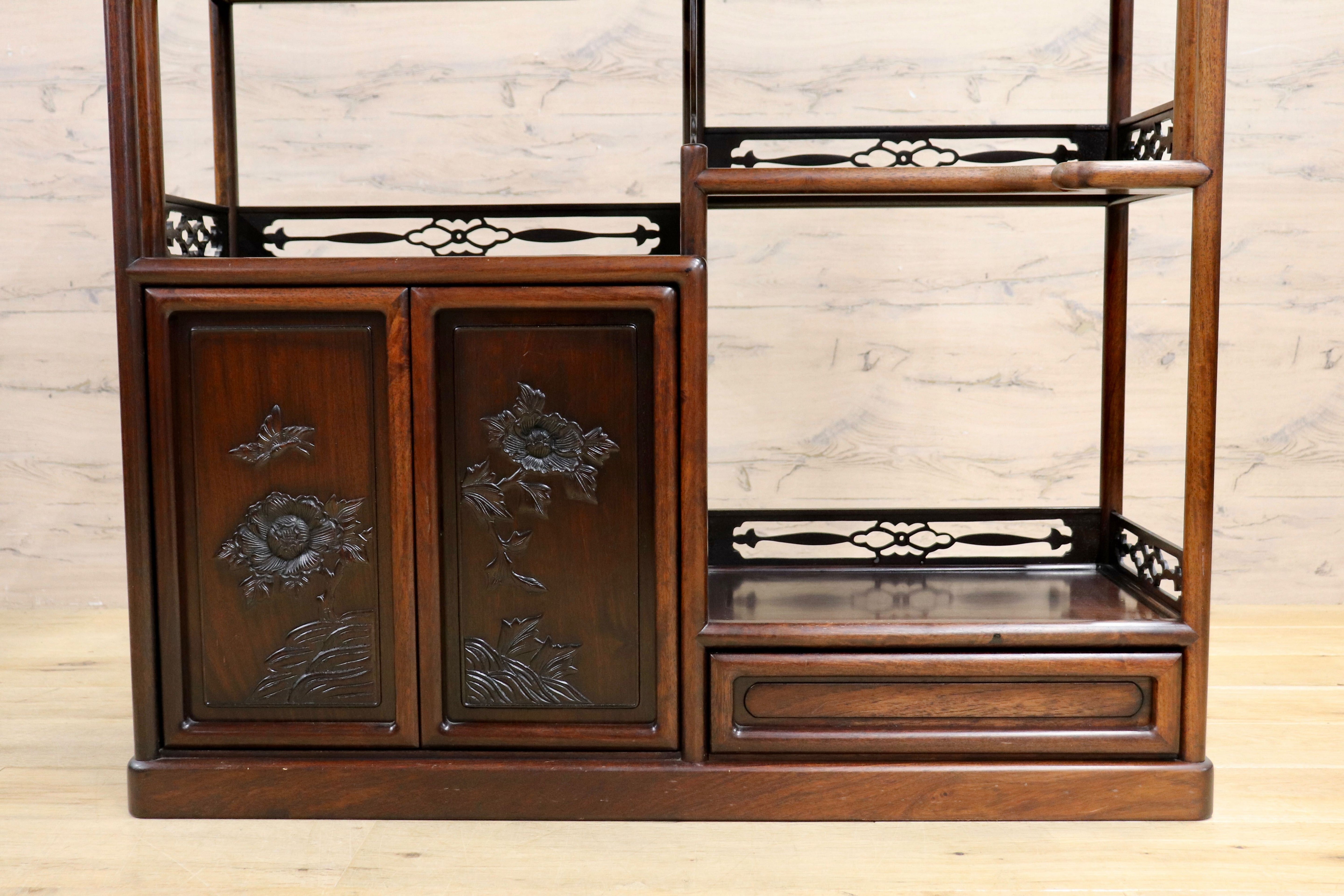 GMIH342○唐木家具 茶棚 茶箪笥 飾り棚 サイドボード 和家具 和室 座敷 古民家 古美術 透かし彫り 和製 アンティーク