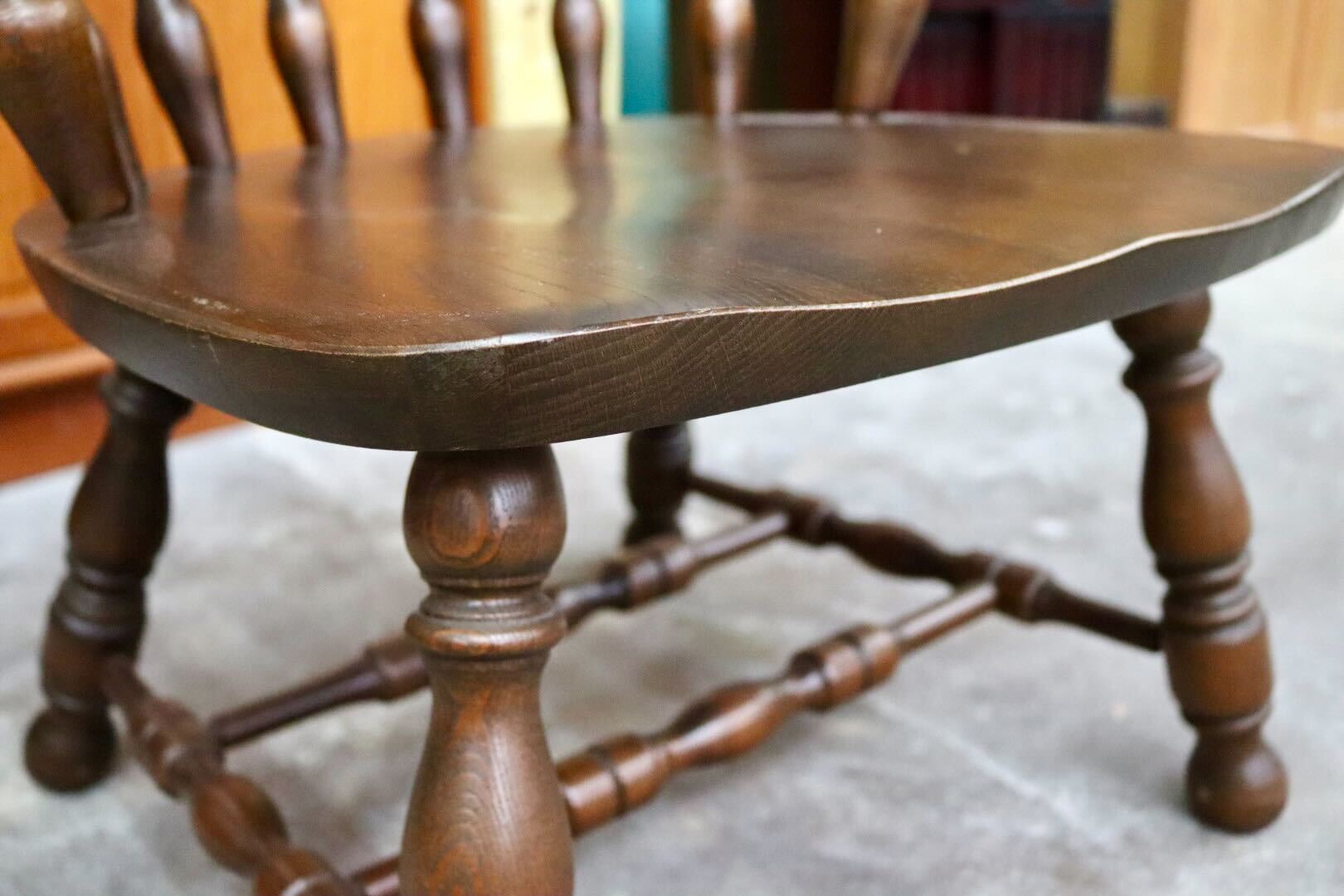 GMIK517C○ウィンザーチェア アームチェア ダイニングチェア ボウバックチェア オーク無垢材 レトロ カントリー 検)太平 飛騨家具 イギリス