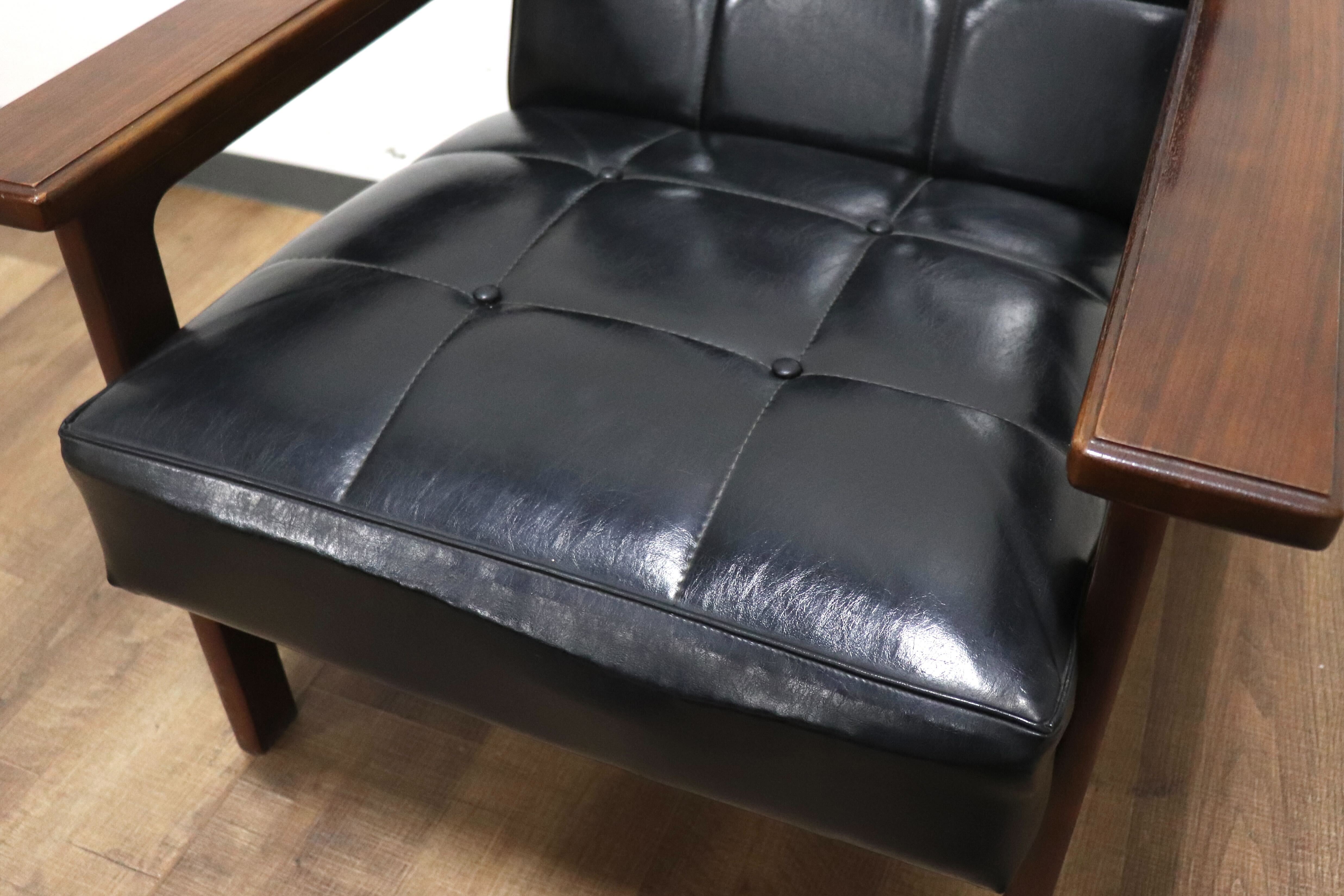 GMHH132A○オールドカリモク karimoku アームチェア 肘掛け椅子 ラウンジチェア アンティーク ヴィンテージ レトロ Kチェア 応接 当時物