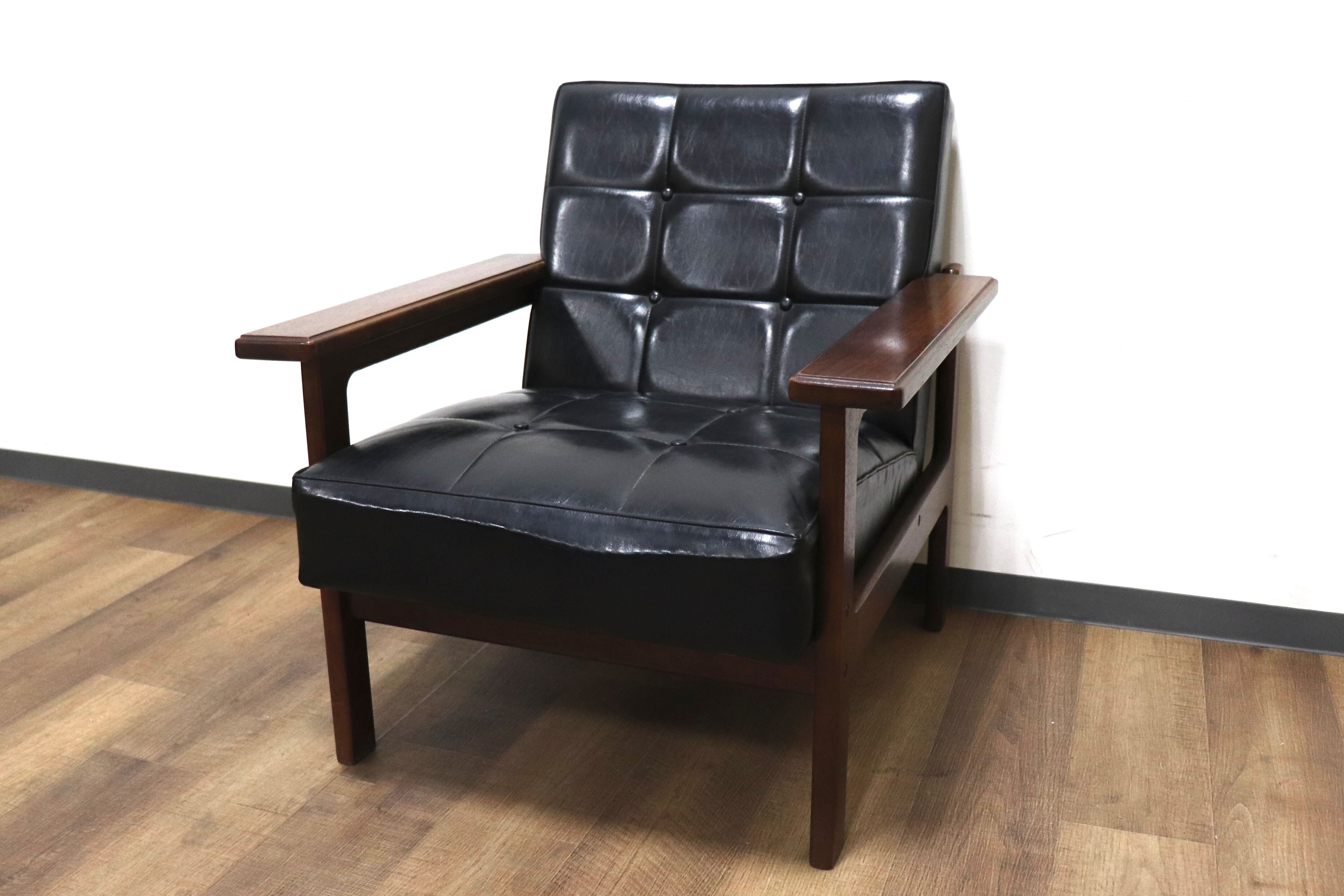 GMHH132A○オールドカリモク karimoku アームチェア 肘掛け椅子 ラウンジチェア アンティーク ヴィンテージ レトロ Kチェア 応接 当時物