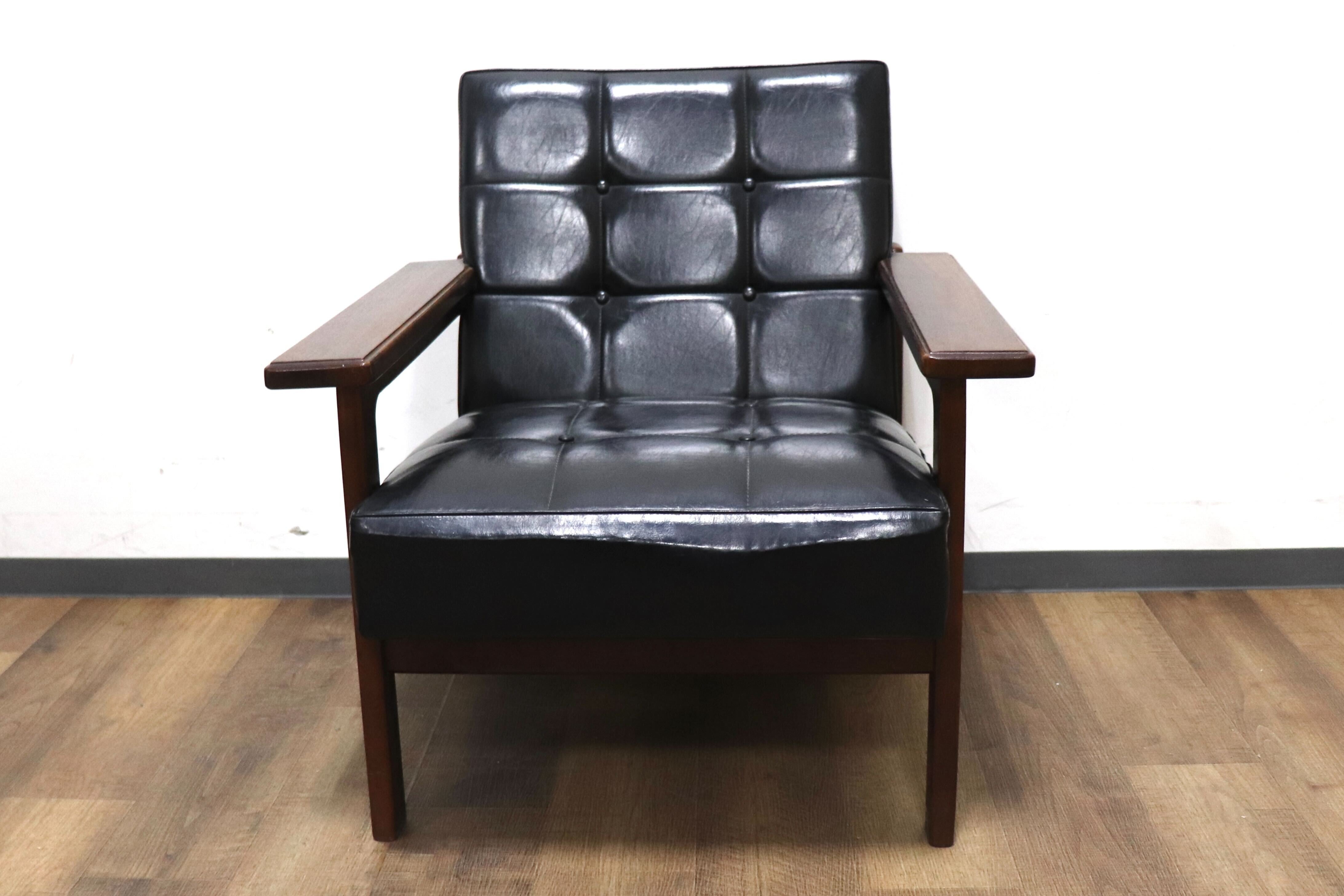 GMHH132A○オールドカリモク karimoku アームチェア 肘掛け椅子 ラウンジチェア アンティーク ヴィンテージ レトロ Kチェア 応接 当時物