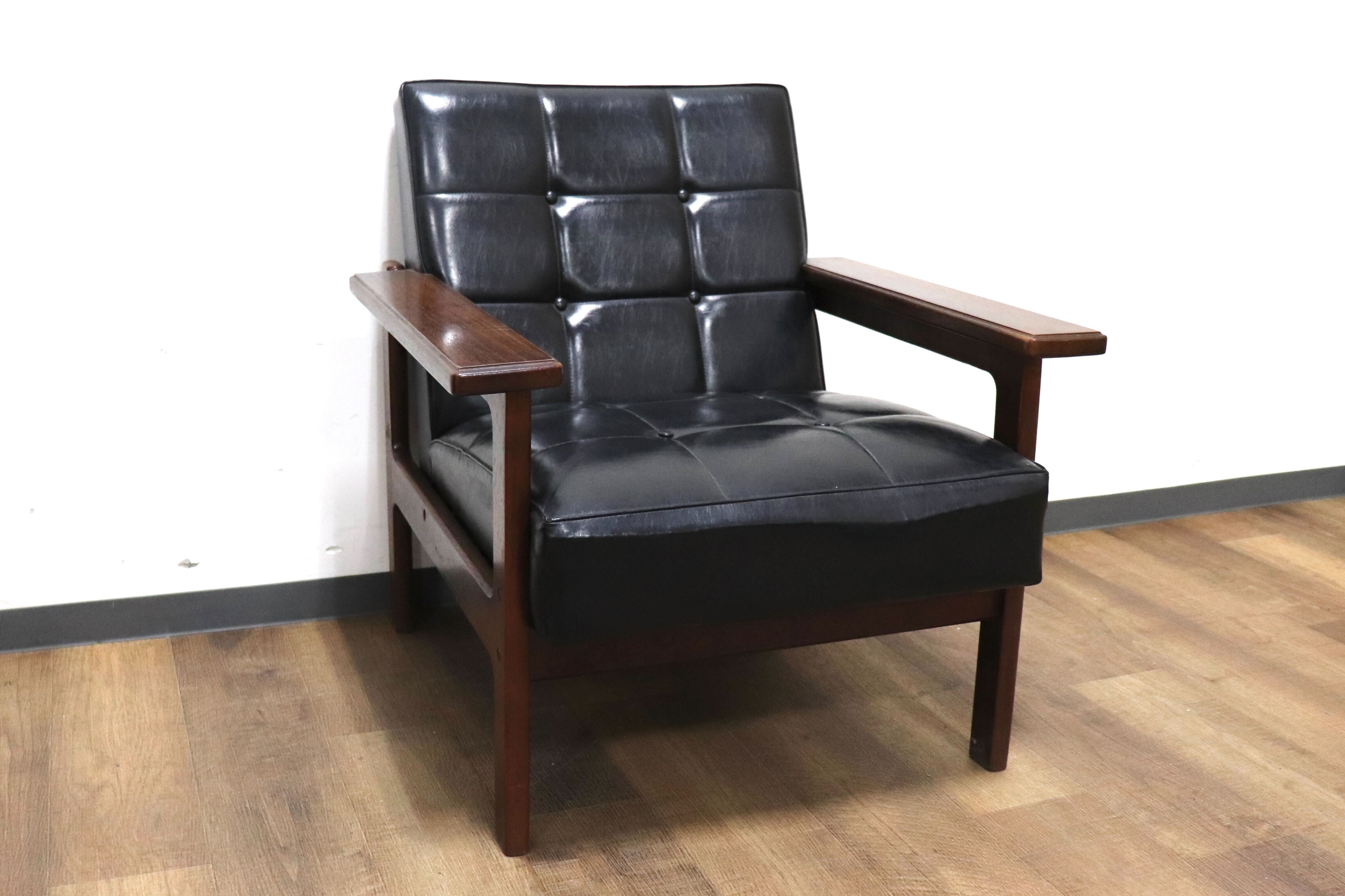 GMHH132A○オールドカリモク karimoku アームチェア 肘掛け椅子 ラウンジチェア アンティーク ヴィンテージ レトロ Kチェア 応接 当時物