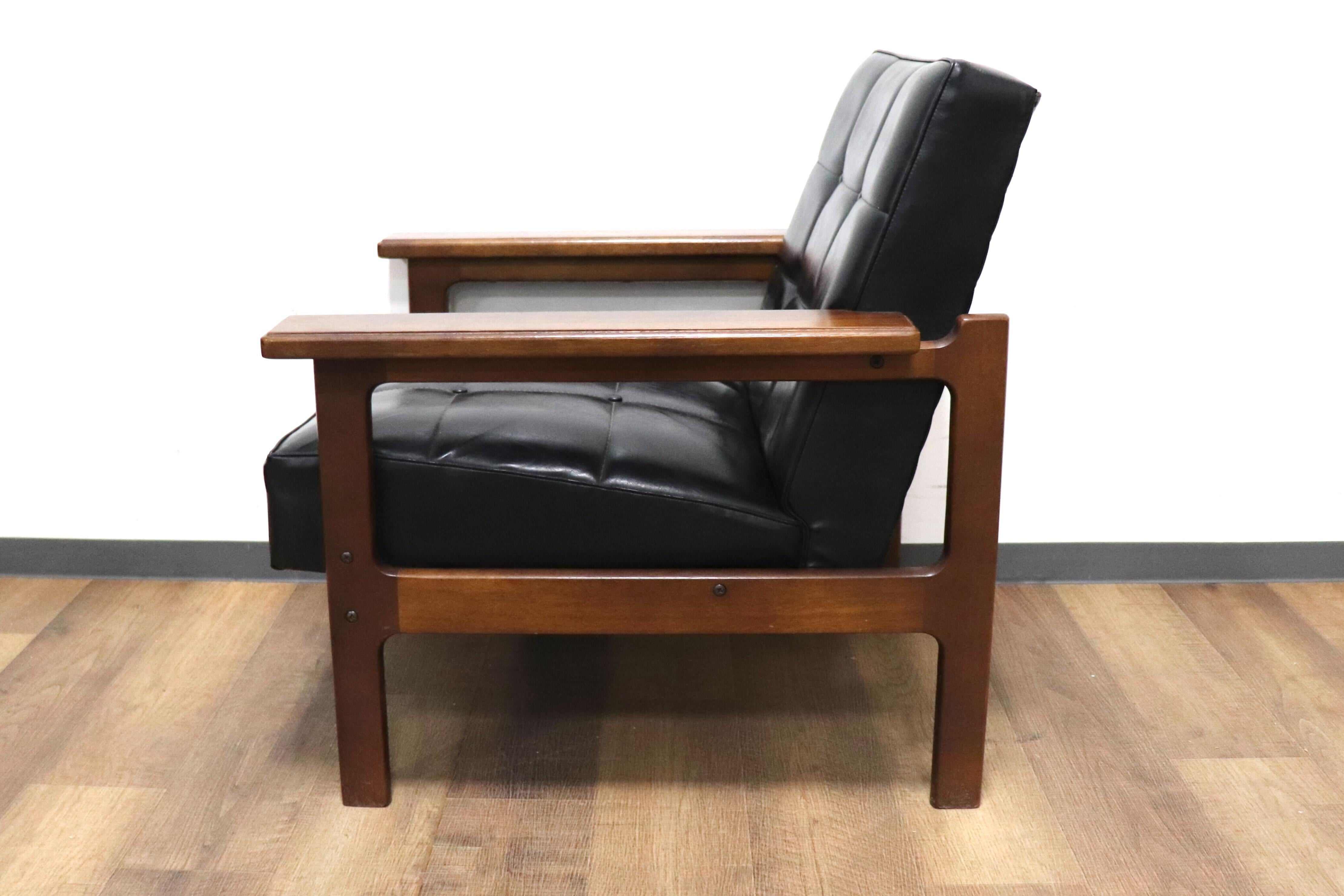 GMHH132A○オールドカリモク karimoku アームチェア 肘掛け椅子 ラウンジチェア アンティーク ヴィンテージ レトロ Kチェア 応接 当時物