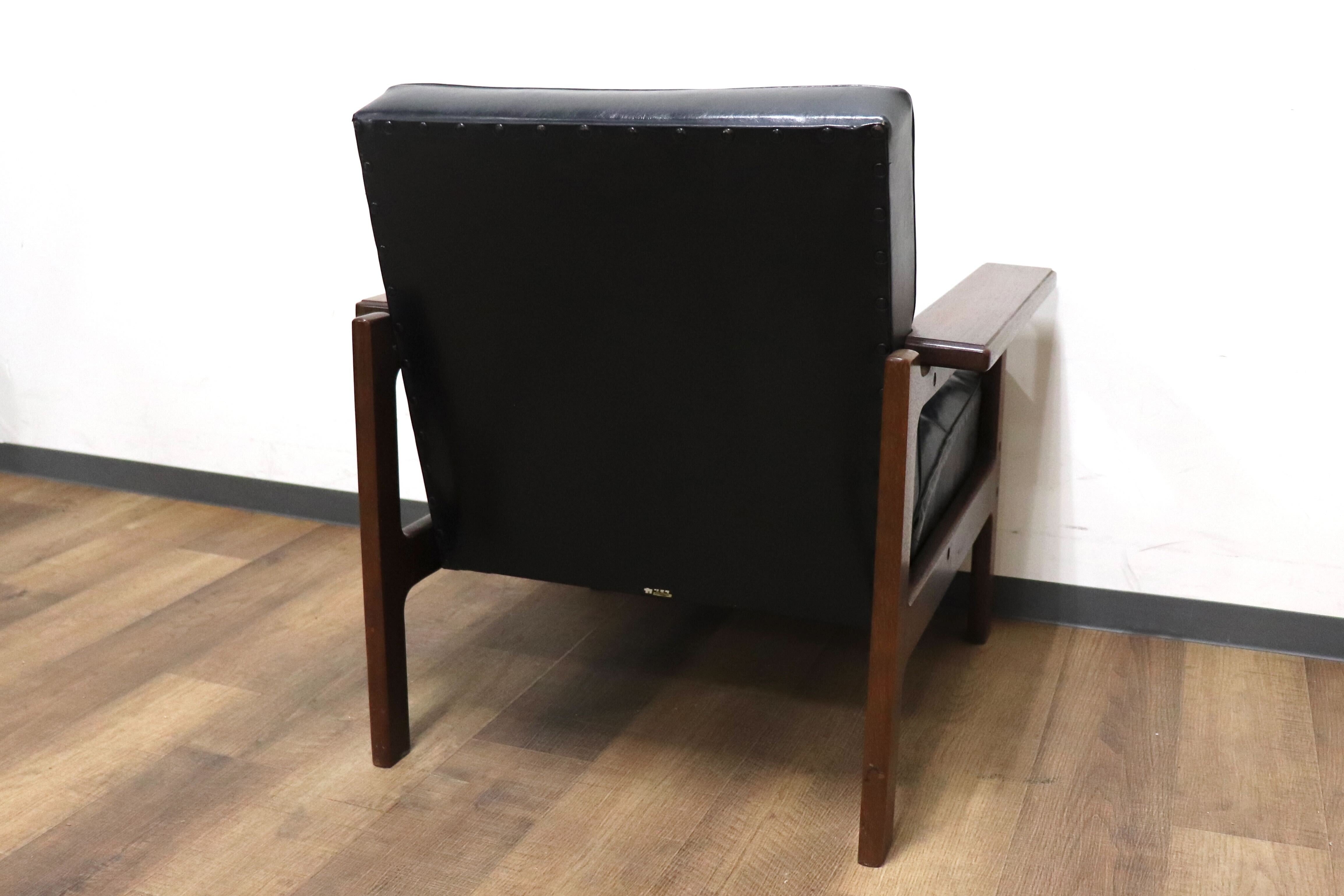 GMHH132A○オールドカリモク karimoku アームチェア 肘掛け椅子 ラウンジチェア アンティーク ヴィンテージ レトロ Kチェア 応接 当時物